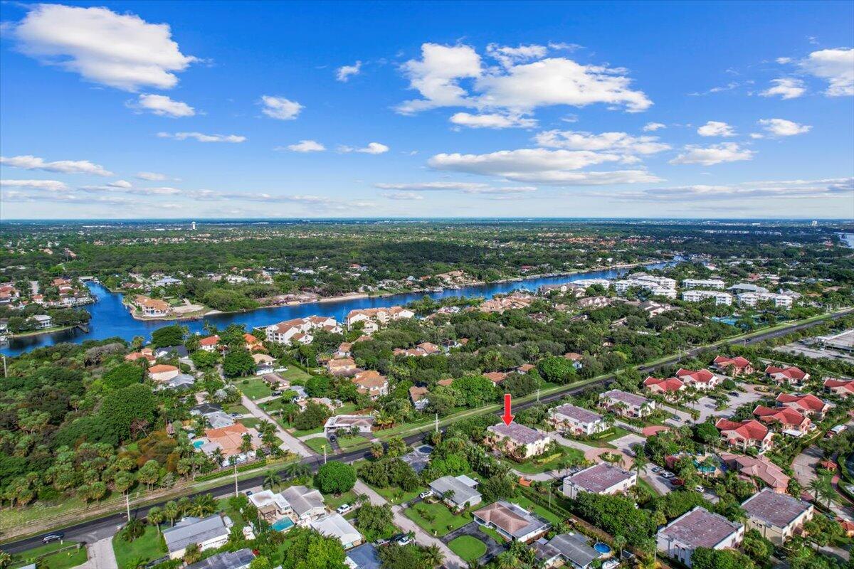 Property for Sale at 41 Uno Lago Drive, Juno Beach, Palm Beach County, Florida - Bedrooms: 2 
Bathrooms: 2.5  - $425,000