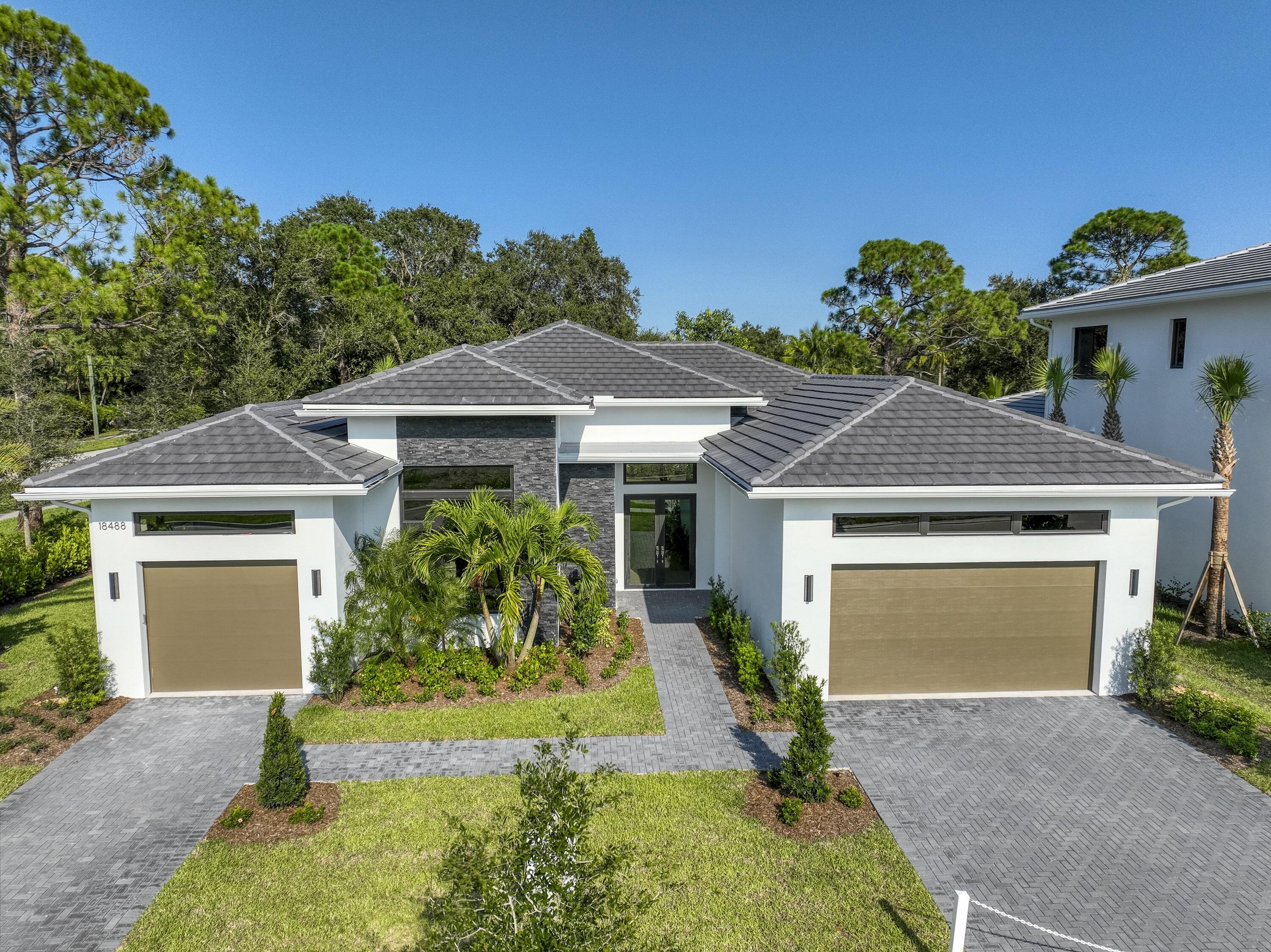 Photo 1 of 18488 Symphony Court, Jupiter, Florida, $1,995,000, Web #: 10997489