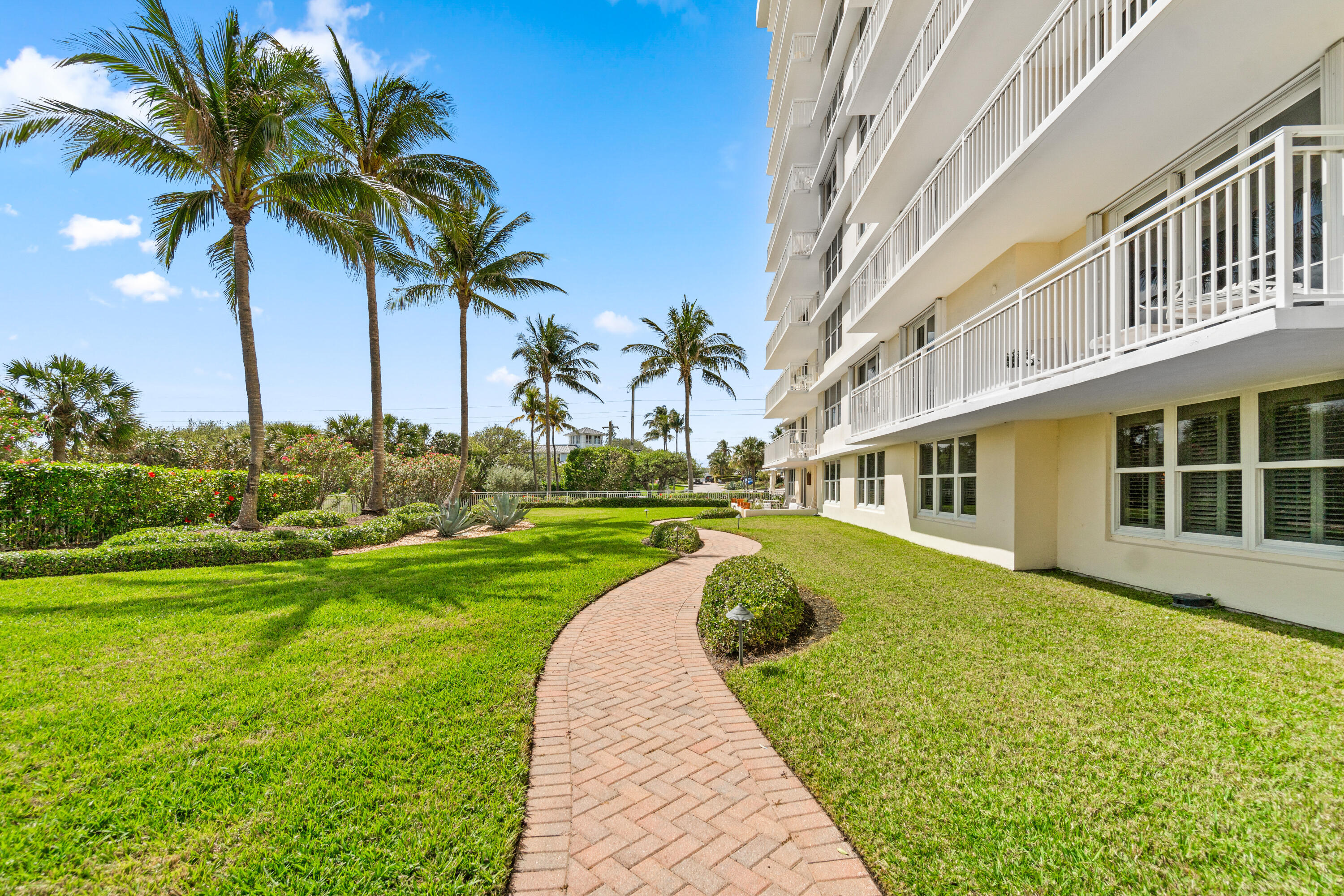 Property for Sale at 500 Ocean Drive W-2B, Juno Beach, Palm Beach County, Florida - Bedrooms: 2 
Bathrooms: 2  - $950,000