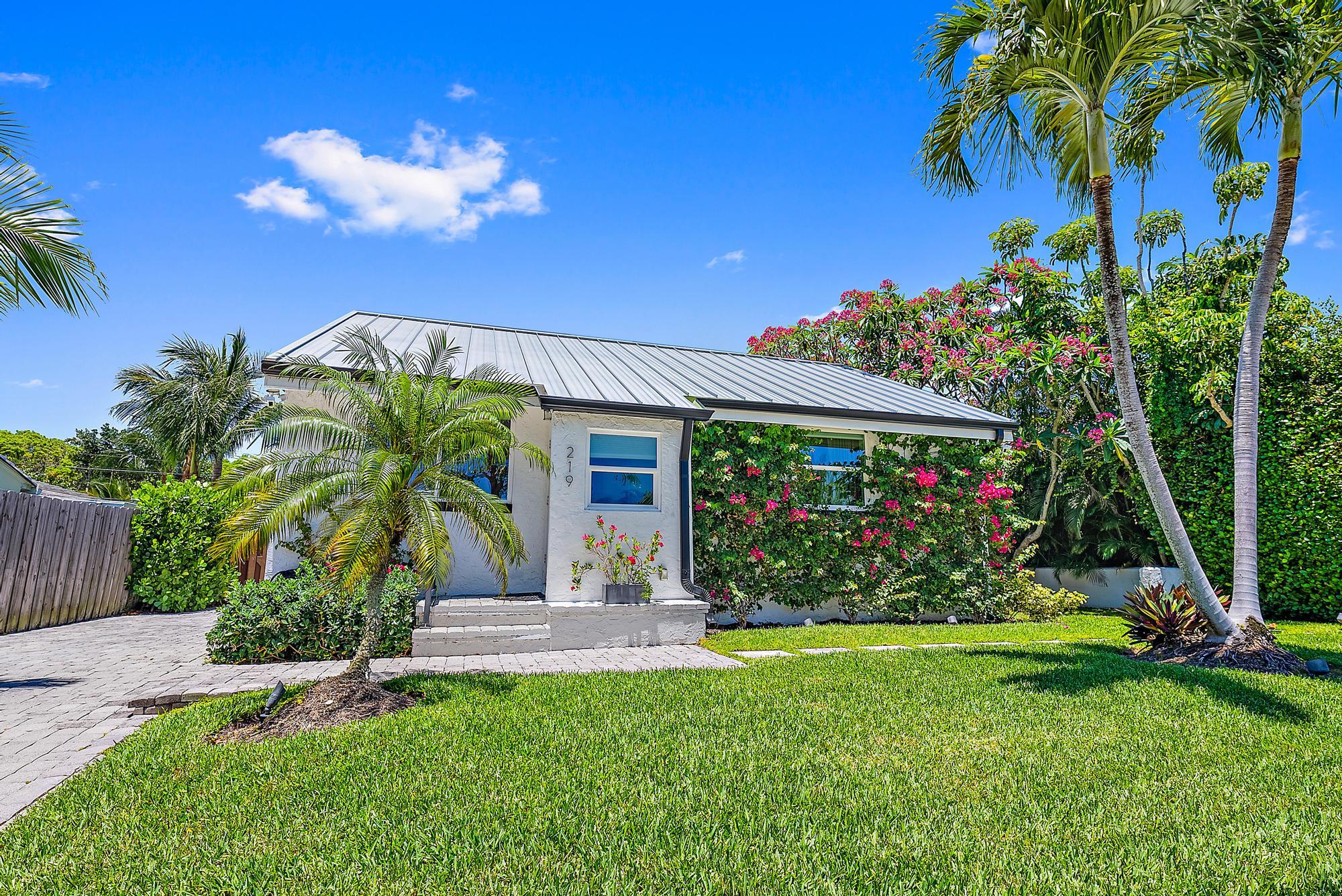 219 Alpine Road, West Palm Beach, Palm Beach County, Florida - 3 Bedrooms  
3 Bathrooms - 