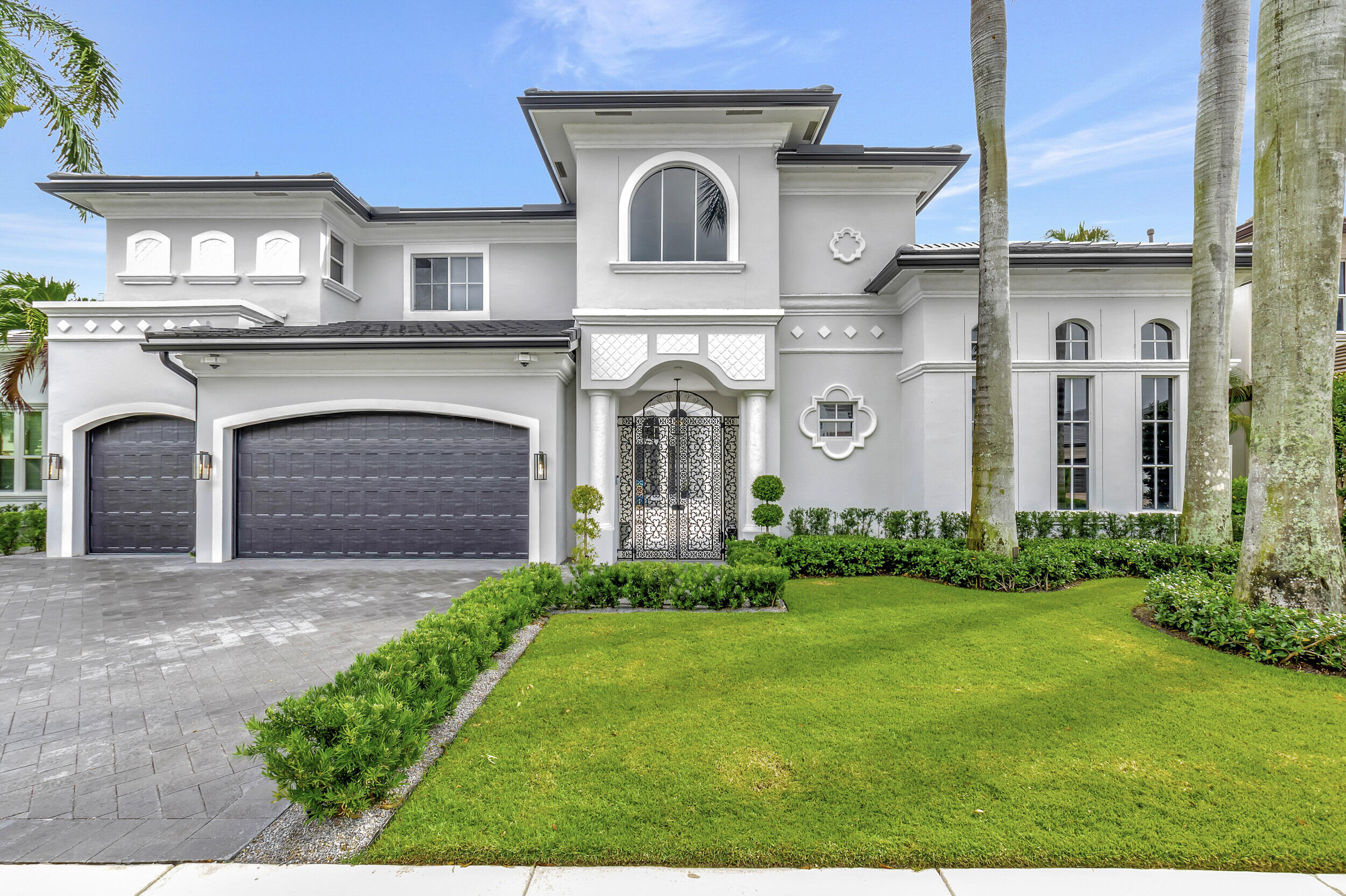 Property for Sale at 16380 E Via Venetia, Delray Beach, Palm Beach County, Florida - Bedrooms: 6 
Bathrooms: 5  - $2,295,000