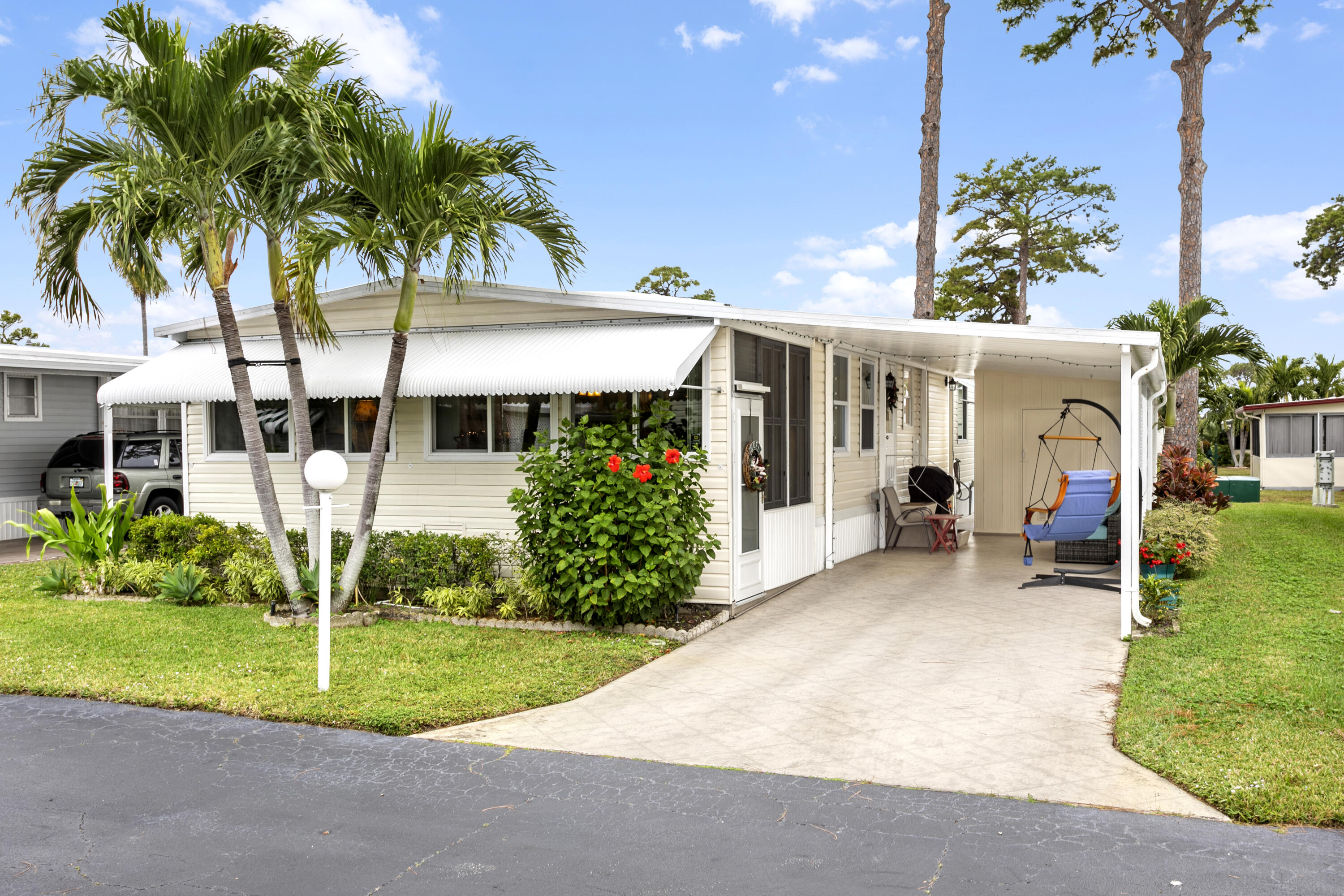 14011 Kingston Bay, Boynton Beach, Palm Beach County, Florida - 2 Bedrooms  
2 Bathrooms - 