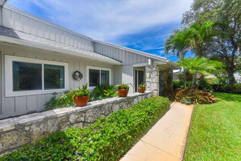 Photo of 12792 SE Royal Troon Court, Hobe Sound, FL 33455 (MLS # RX-11128658)