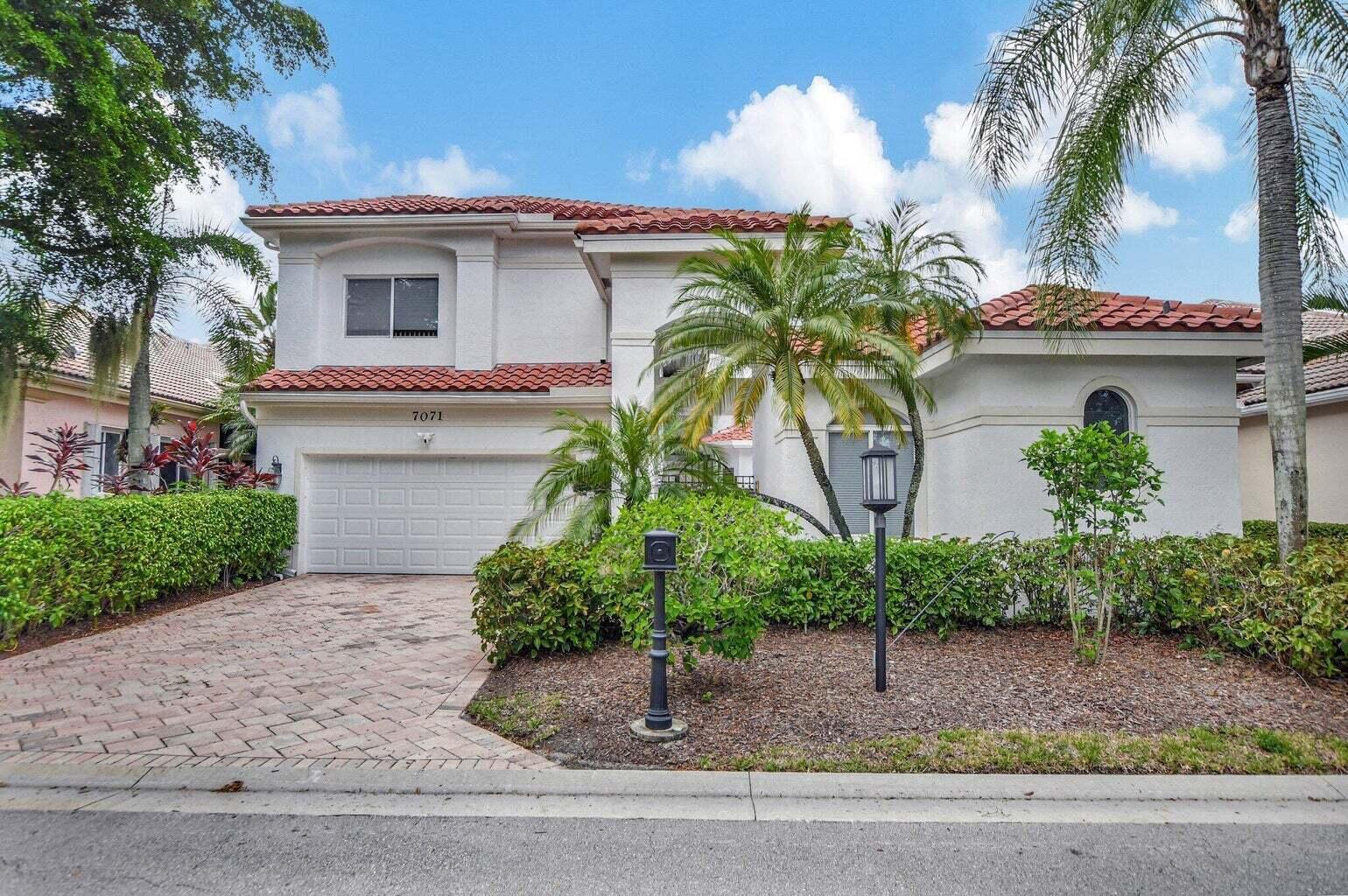 Property for Sale at 7071 Mallorca Crescent, Boca Raton, Palm Beach County, Florida - Bedrooms: 5 
Bathrooms: 5  - $925,000