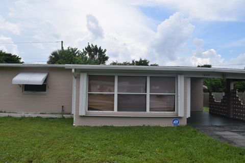 Photo of 1622 NE Maureen Court, Jensen Beach, FL 34957 (MLS # RX-11116025)
