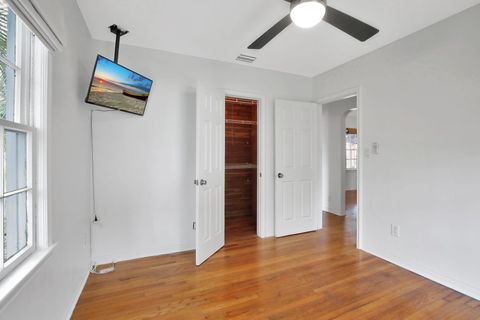 Tiny photo for 1635 Hayes Street, Hollywood, FL 33020 (MLS # RX-11116551)