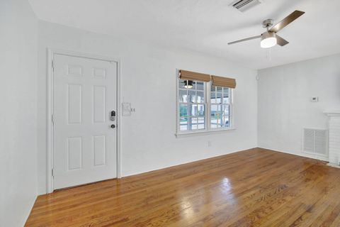 Tiny photo for 1635 Hayes Street, Hollywood, FL 33020 (MLS # RX-11116551)