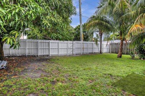Tiny photo for 1635 Hayes Street, Hollywood, FL 33020 (MLS # RX-11116551)