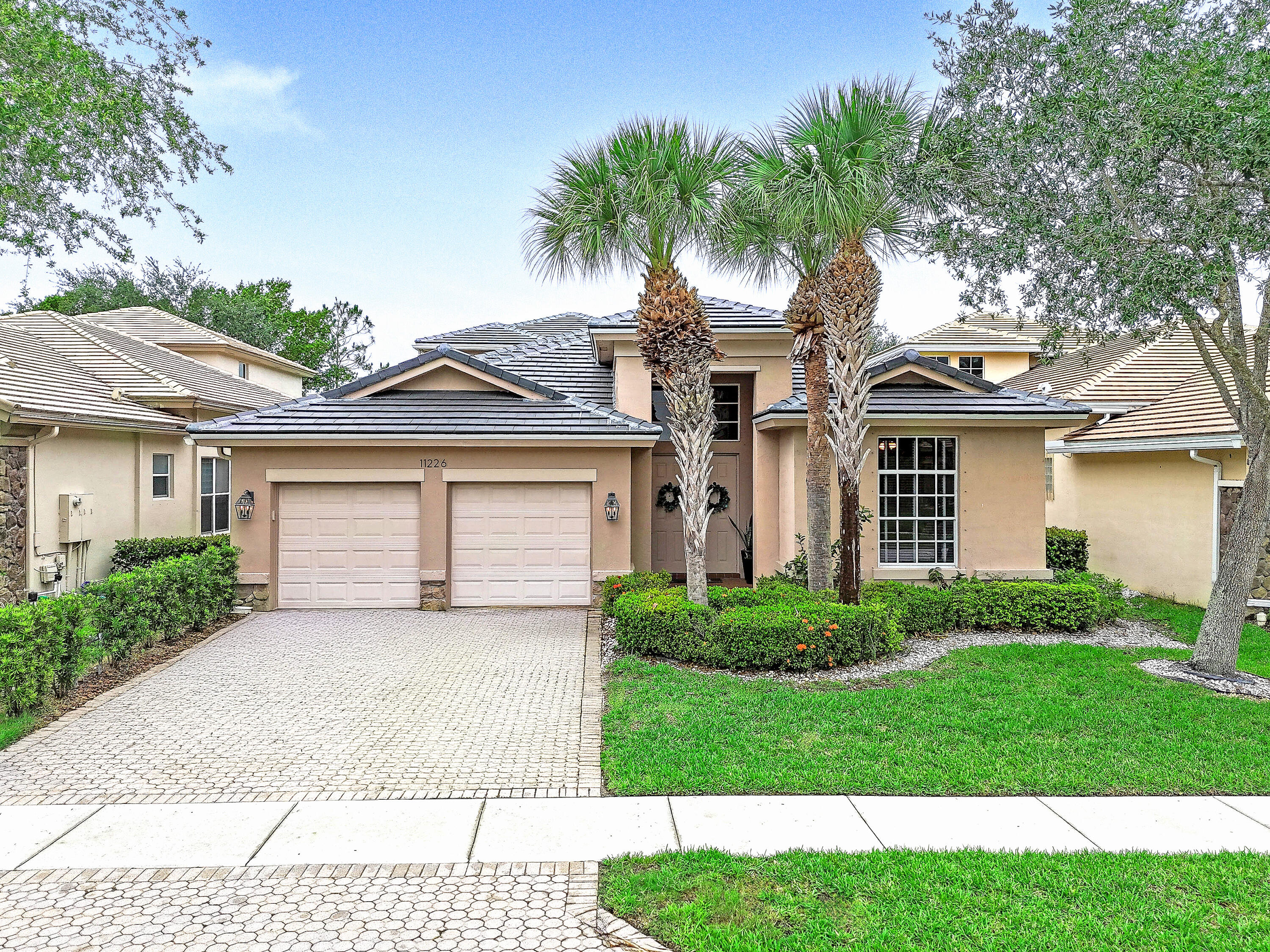Property for Sale at 11226 Osprey Lake Lane, Palm Beach Gardens, Palm Beach County, Florida - Bedrooms: 4 
Bathrooms: 3.5  - $845,999