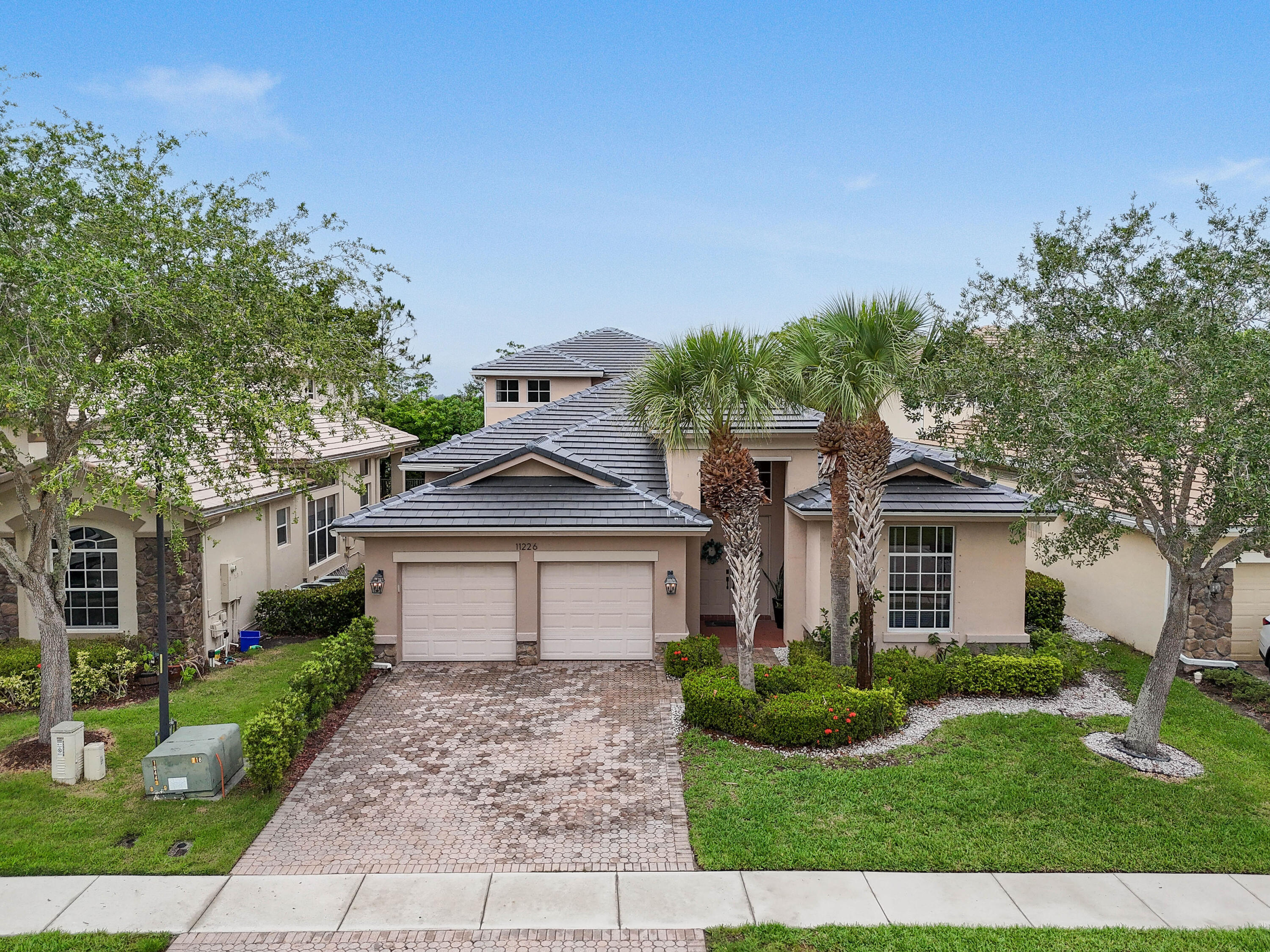 Property for Sale at 11226 Osprey Lake Lane, Palm Beach Gardens, Palm Beach County, Florida - Bedrooms: 4 
Bathrooms: 3.5  - $845,999
