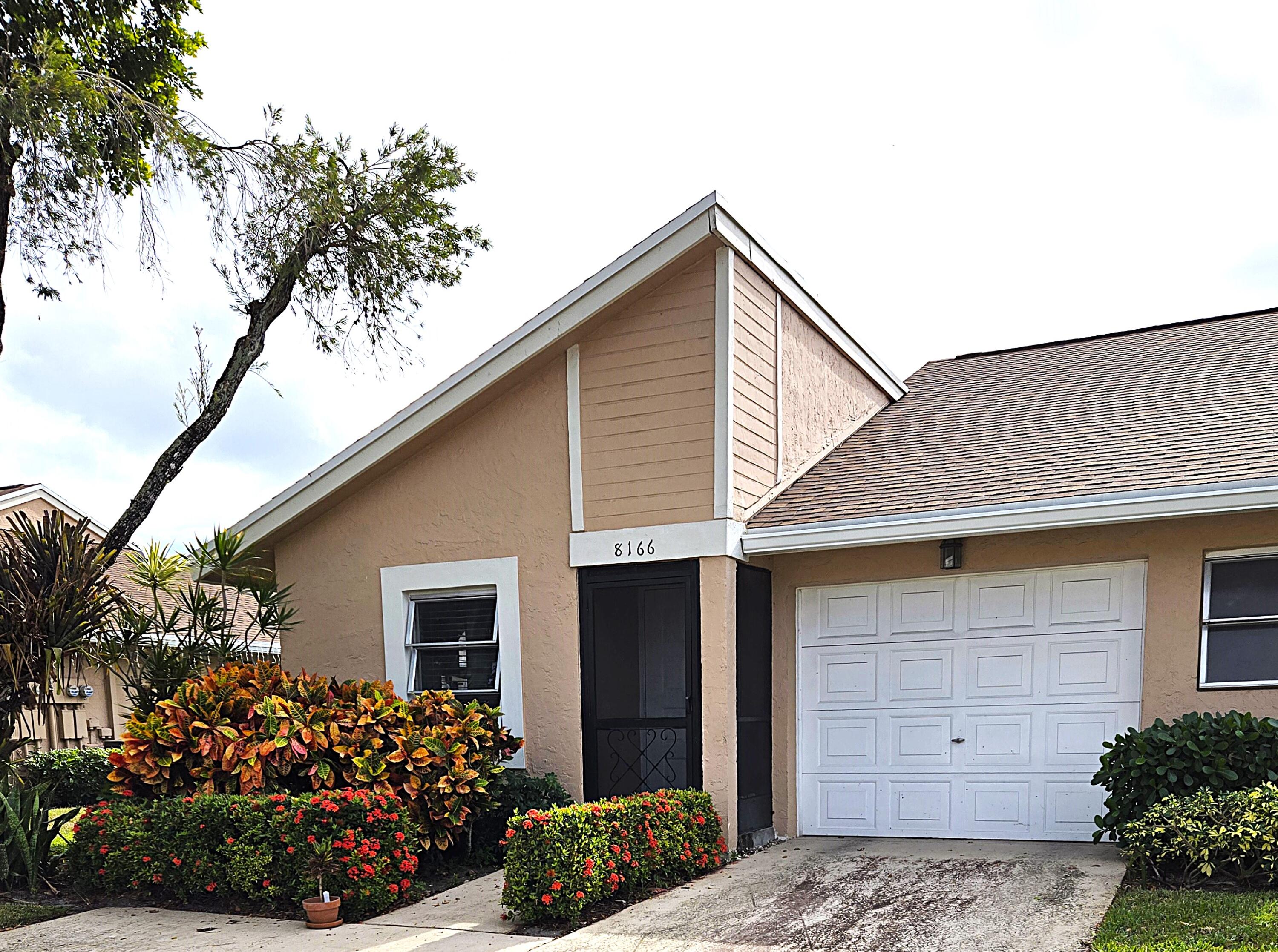 8166 Springtree Road A, Boca Raton, Palm Beach County, Florida - 2 Bedrooms  
2 Bathrooms - 