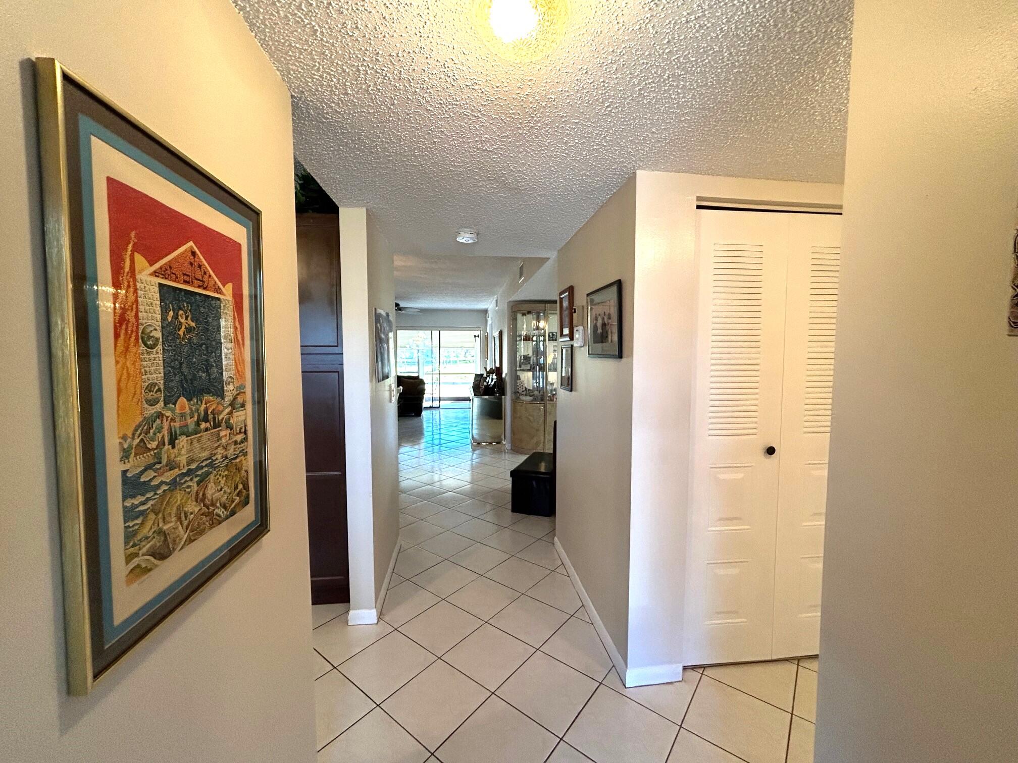 7634 Tahiti Lane 106, Lake Worth, Palm Beach County, Florida - 2 Bedrooms  
2 Bathrooms - 