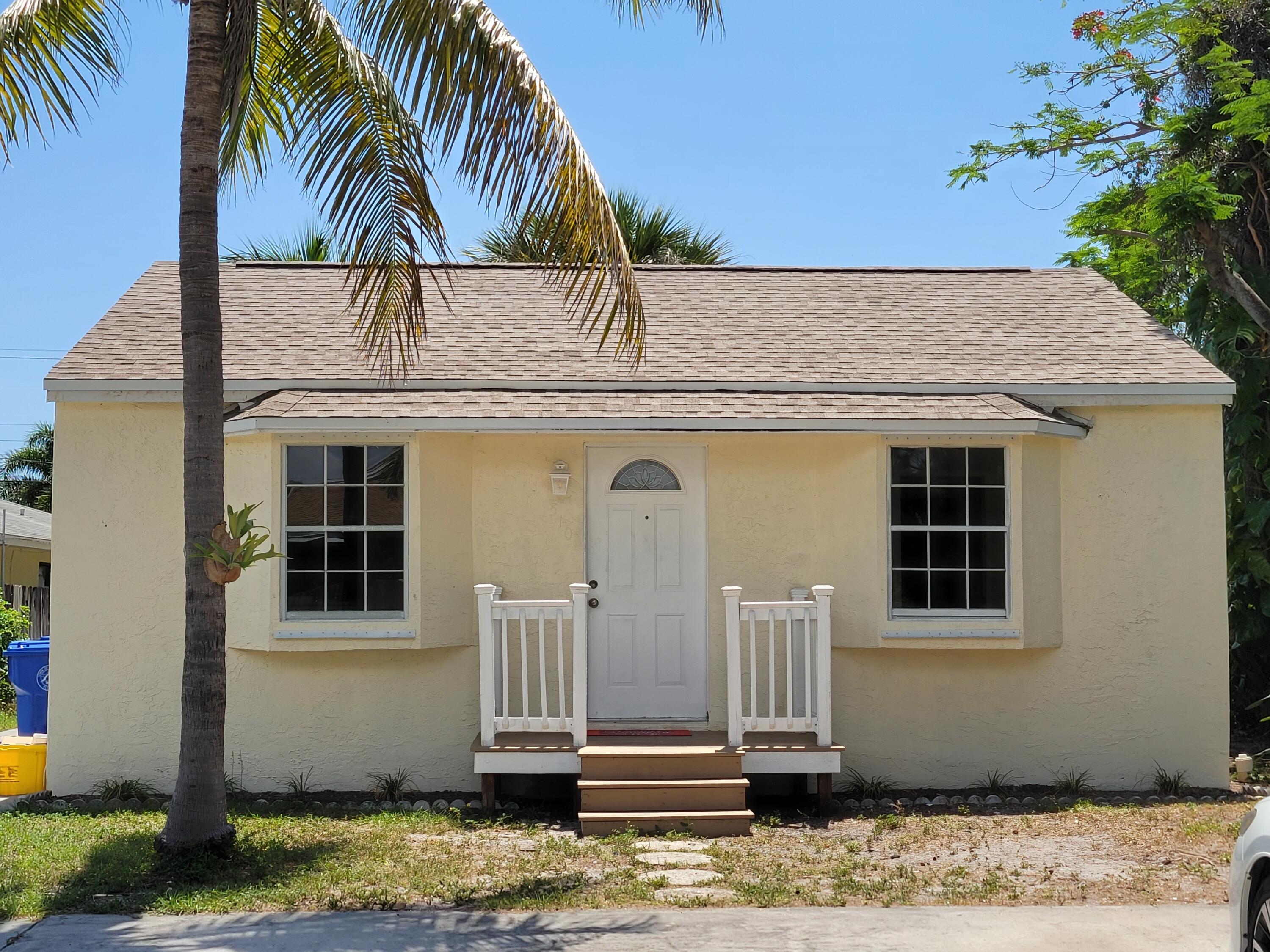 510 N 5th Street, Lantana, Palm Beach County, Florida - 2 Bedrooms  
2 Bathrooms - 
