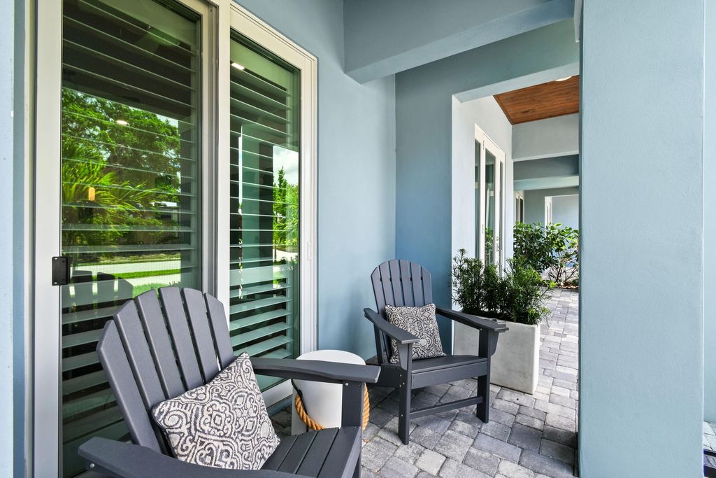 Photo of 4650 SE Manatee Way, Stuart, FL 34997 (MLS # RX-11093805)