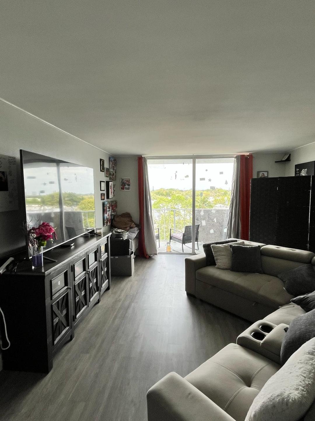 Property for Sale at 500 Executive Center Drive 5  E, West Palm Beach, Palm Beach County, Florida - Bedrooms: 2 
Bathrooms: 2  - $195,000