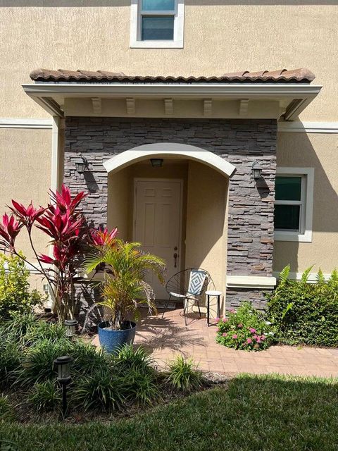 Photo of 6271 SE Portofino Circle, Hobe Sound, FL 33455 (MLS # RX-11124581)
