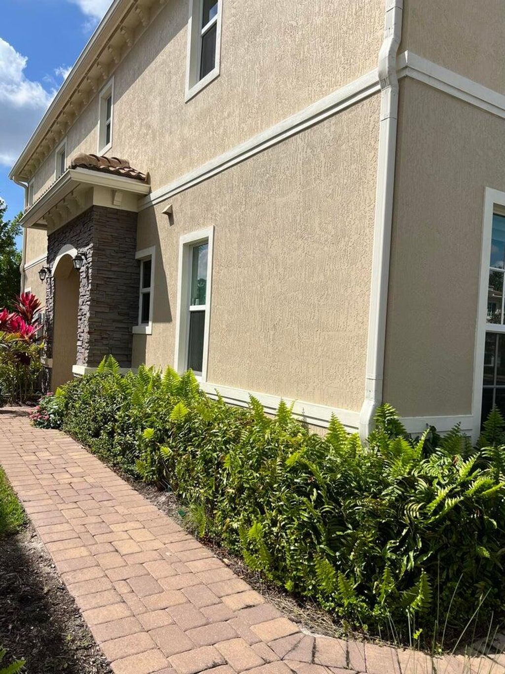 Photo of 6271 SE Portofino Circle, Hobe Sound, FL 33455 (MLS # RX-11124581)