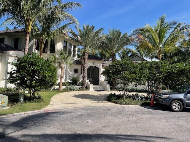 433 Antigua Lane, Palm Beach, Palm Beach County, Florida - 6 Bedrooms  
6.5 Bathrooms - 