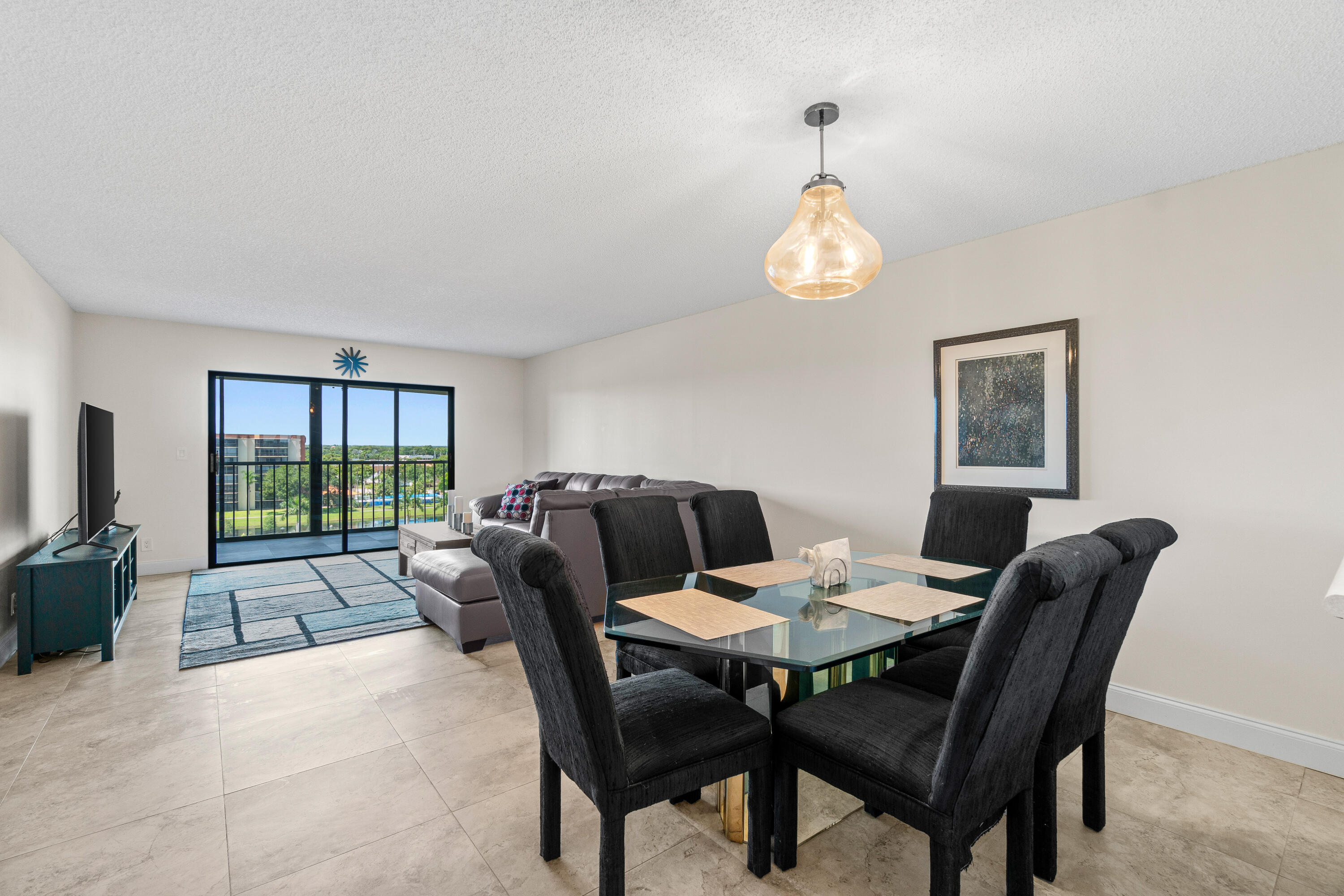 Property for Sale at 7290 Kinghurst Drive 809, Delray Beach, Palm Beach County, Florida - Bedrooms: 2 
Bathrooms: 2  - $215,000