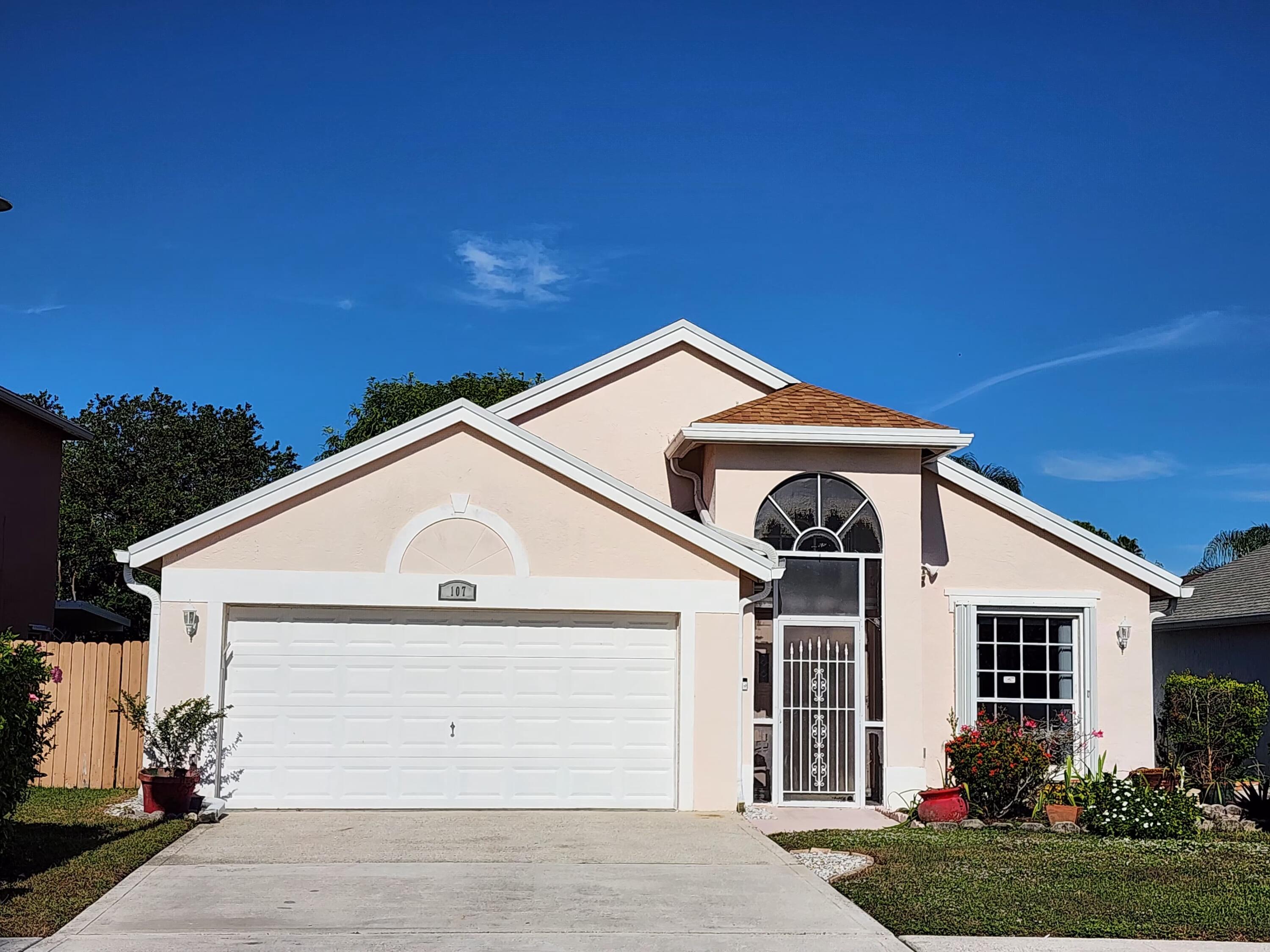 107 Saratoga Boulevard, Royal Palm Beach, Palm Beach County, Florida - 3 Bedrooms  
2 Bathrooms - 