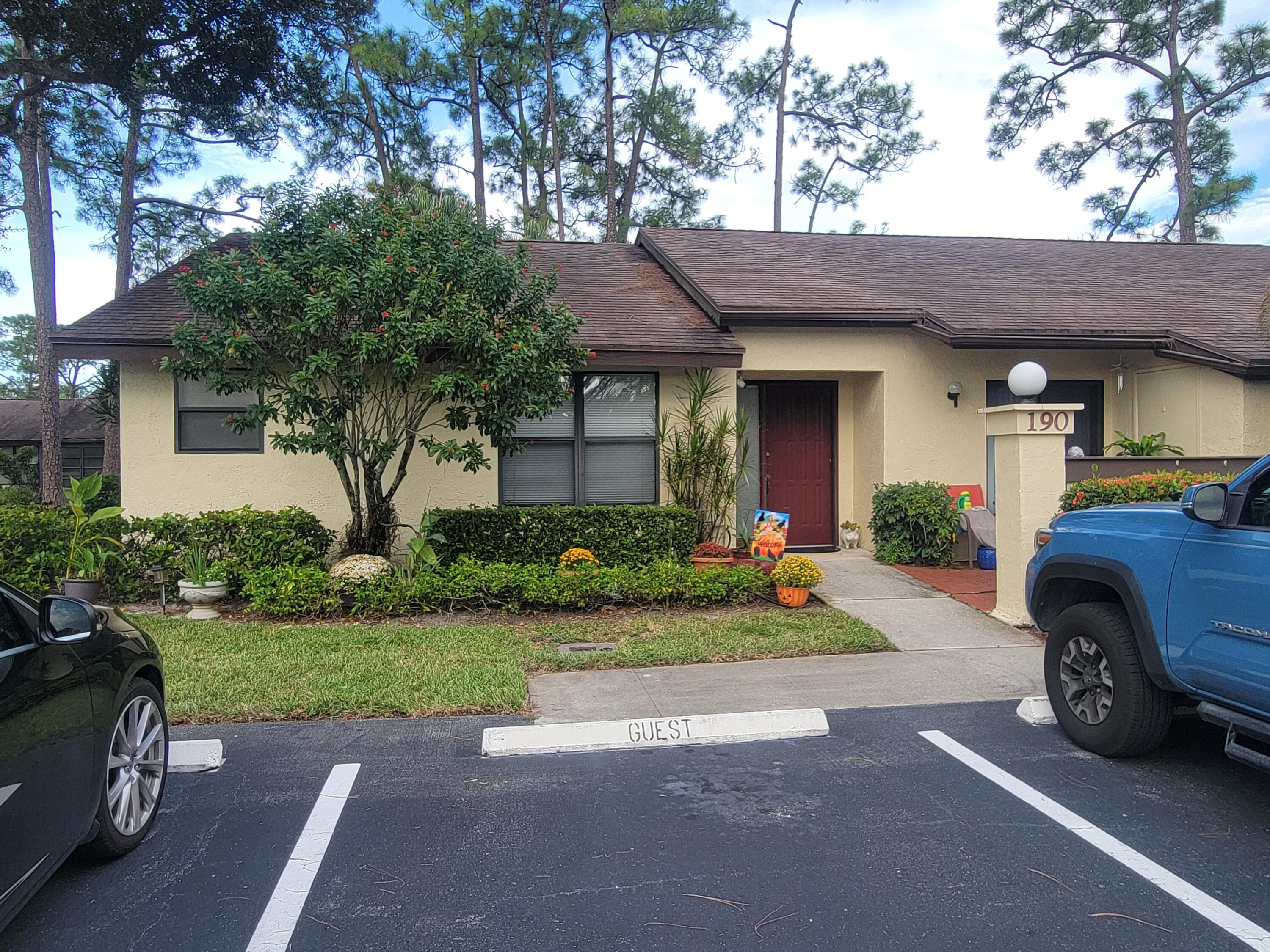 190 Mastic Tree Court, Royal Palm Beach, Palm Beach County, Florida - 2 Bedrooms  
2 Bathrooms - 