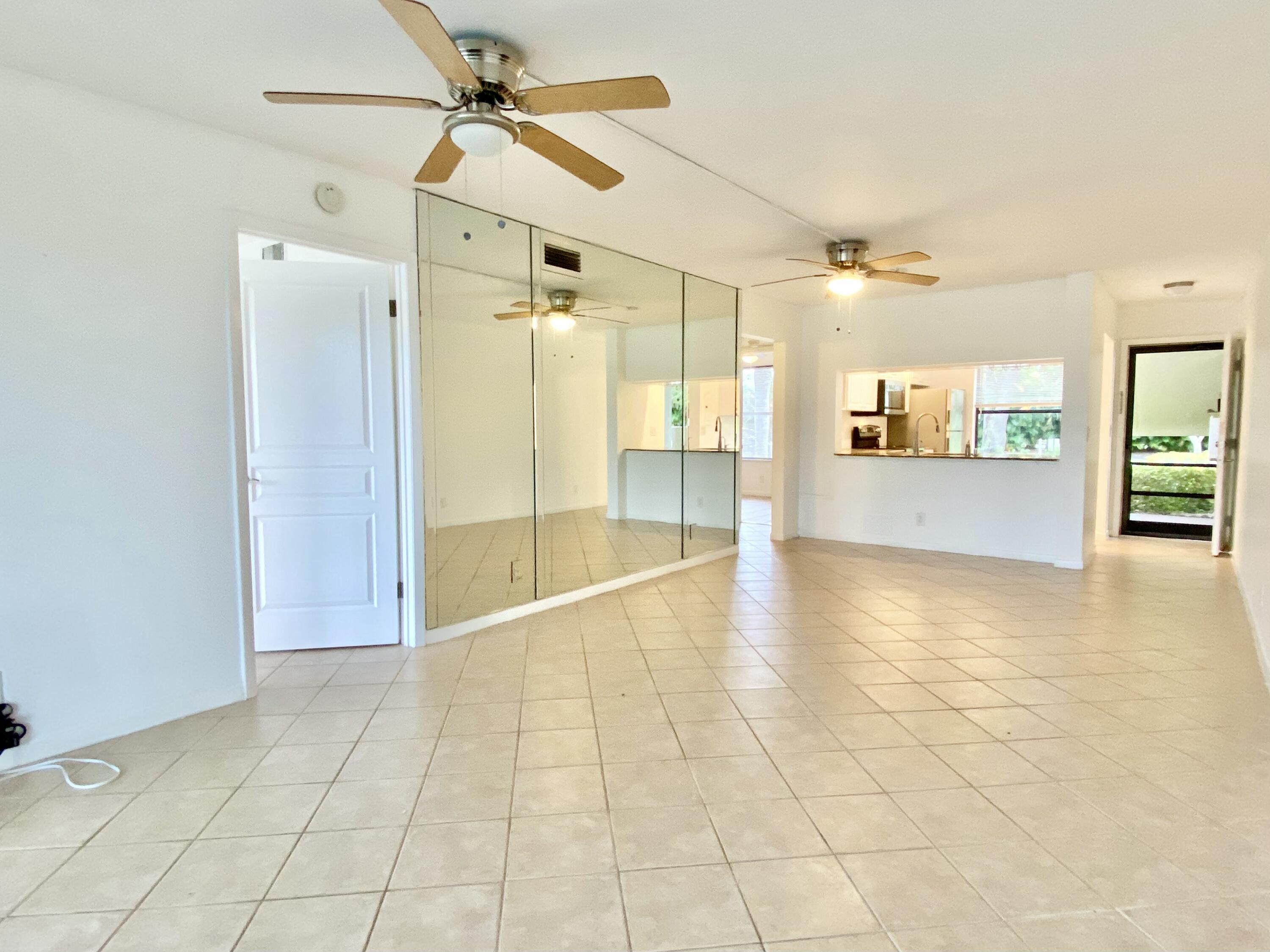 6928 Briarlake Circle 104, West Palm Beach, Palm Beach County, Florida - 2 Bedrooms  
2 Bathrooms - 