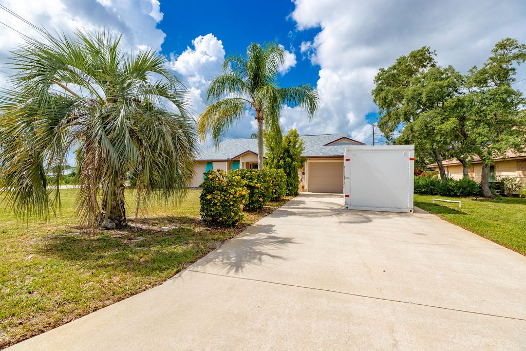 Photo of 125 Capri Avenue, Sebastian, FL 32958 (MLS # RX-11096933)