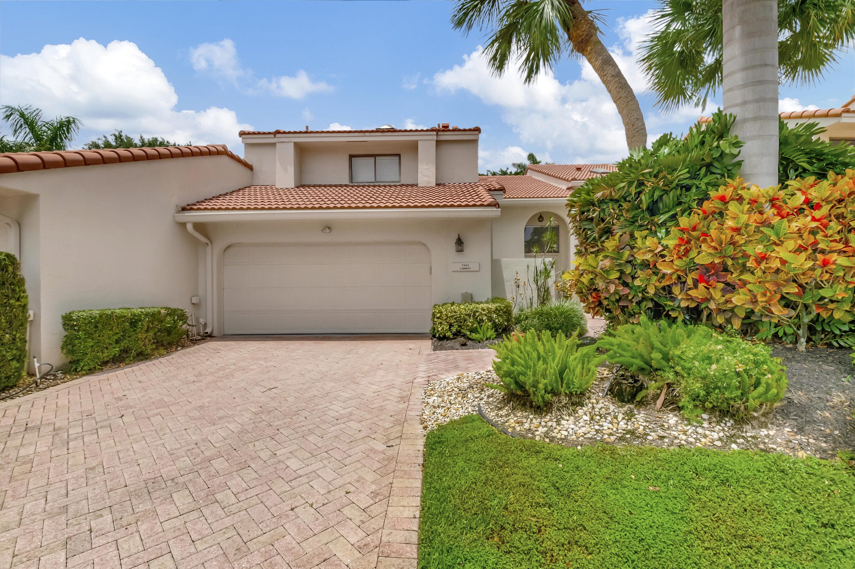 7493 Bondsberry Court, Boca Raton, Palm Beach County, Florida - 3 Bedrooms  
2.5 Bathrooms - 