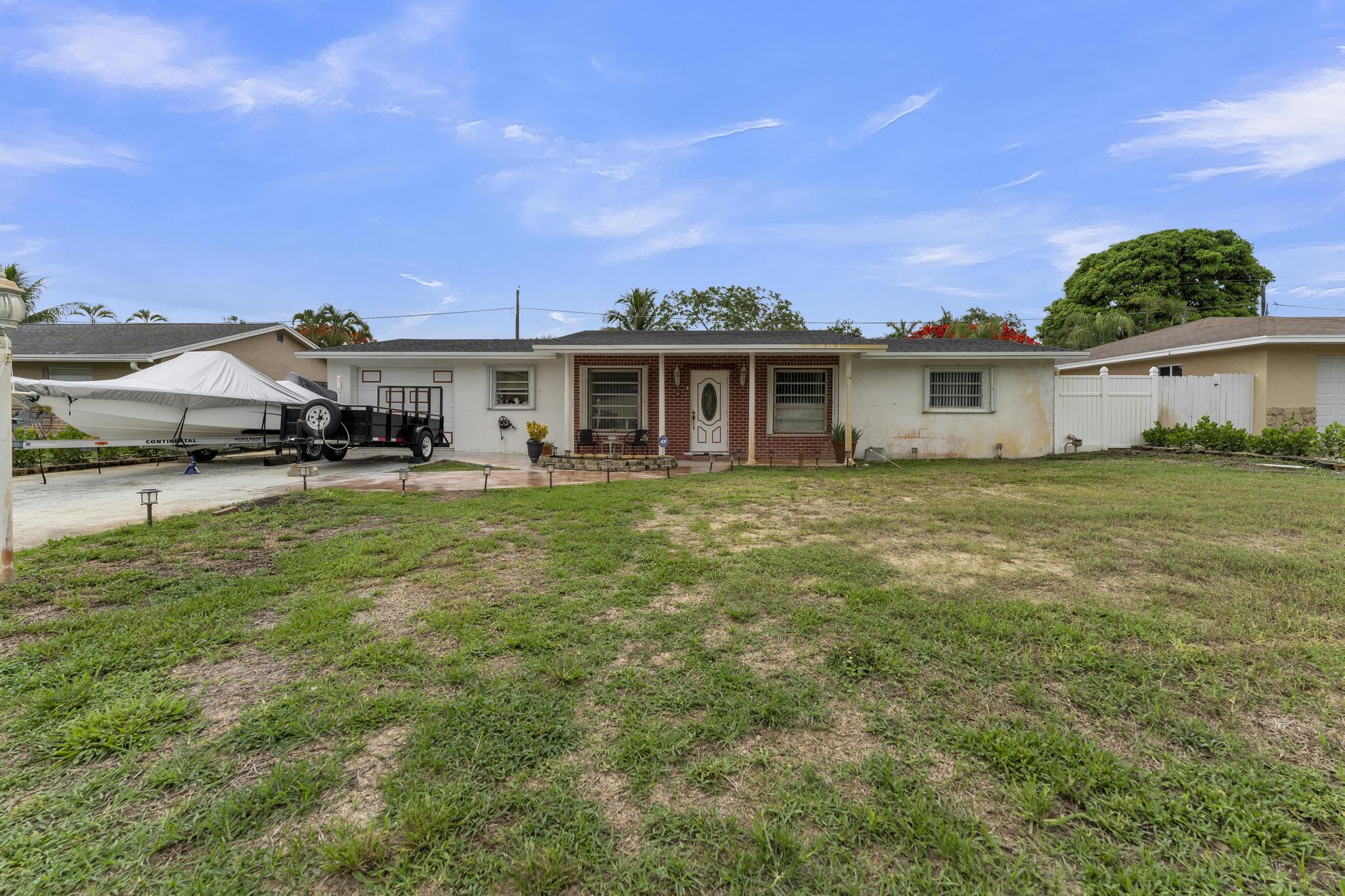 2745 Cambridge Road, Lake Worth, Palm Beach County, Florida - 3 Bedrooms  
2 Bathrooms - 