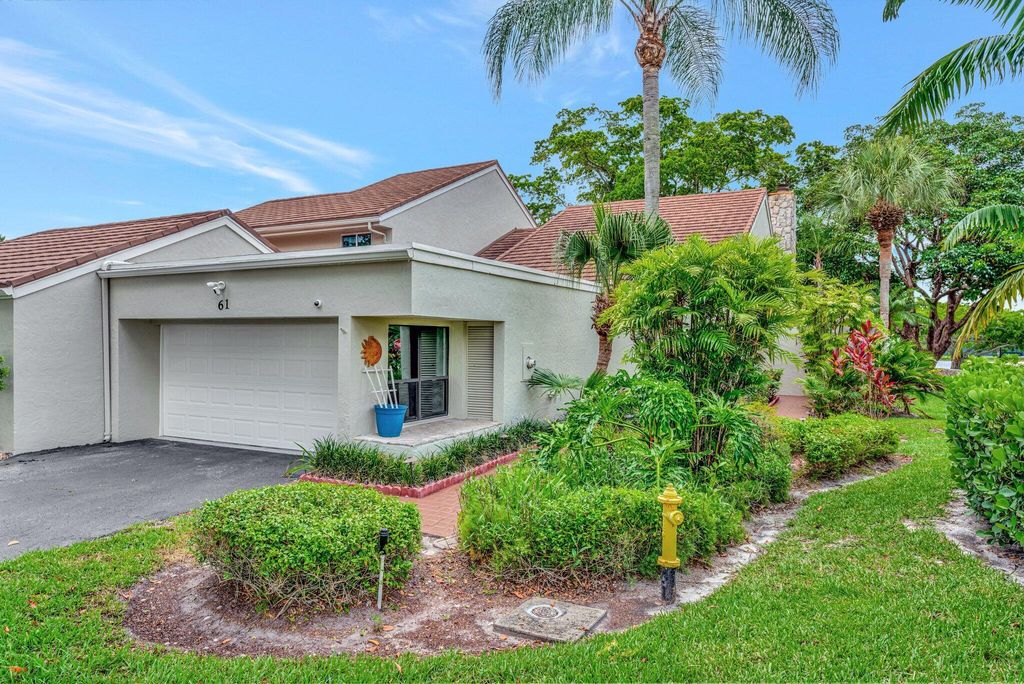 Photo of 61 Balfour Road, Palm Beach Gardens, FL 33418 (MLS # RX-10995367)