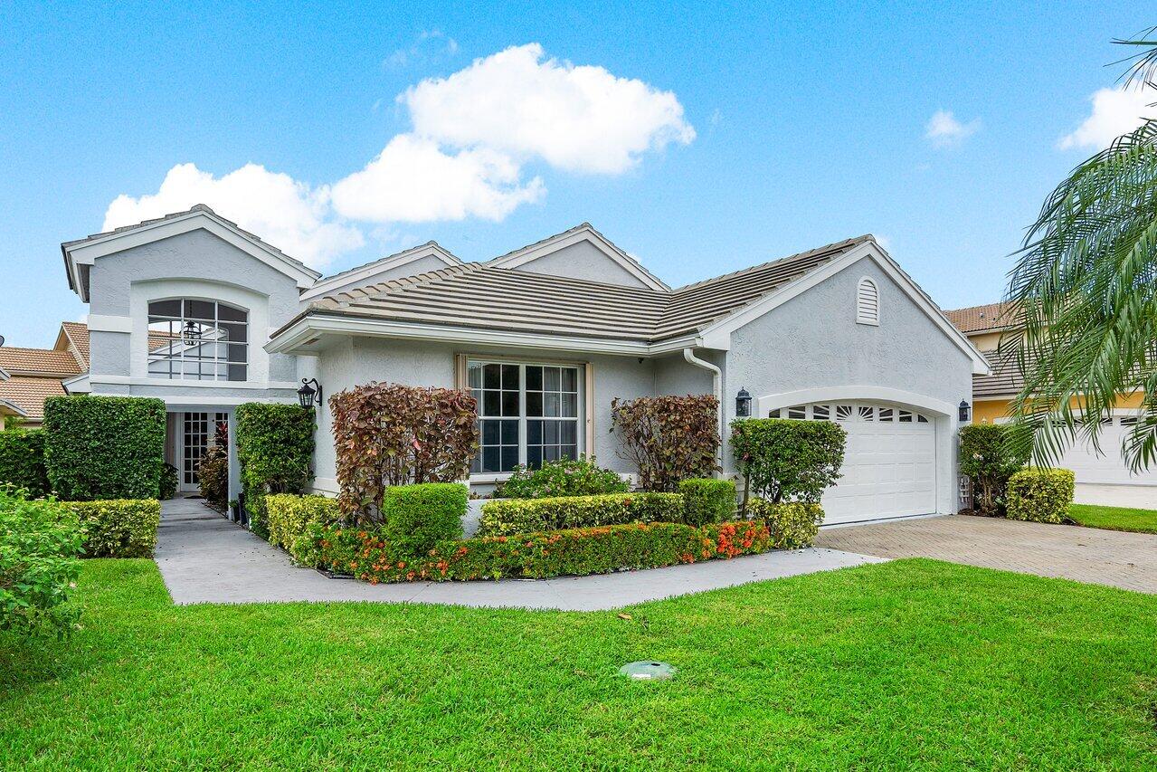 8271 Bob O Link Drive, West Palm Beach, Palm Beach County, Florida - 3 Bedrooms  
2.5 Bathrooms - 