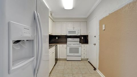 Tiny photo for 2501 S Ocean Drive #1108, Hollywood, FL 33019 (MLS # RX-11120938)