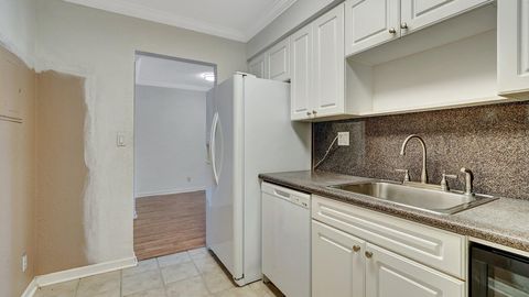 Tiny photo for 2501 S Ocean Drive #1108, Hollywood, FL 33019 (MLS # RX-11120938)