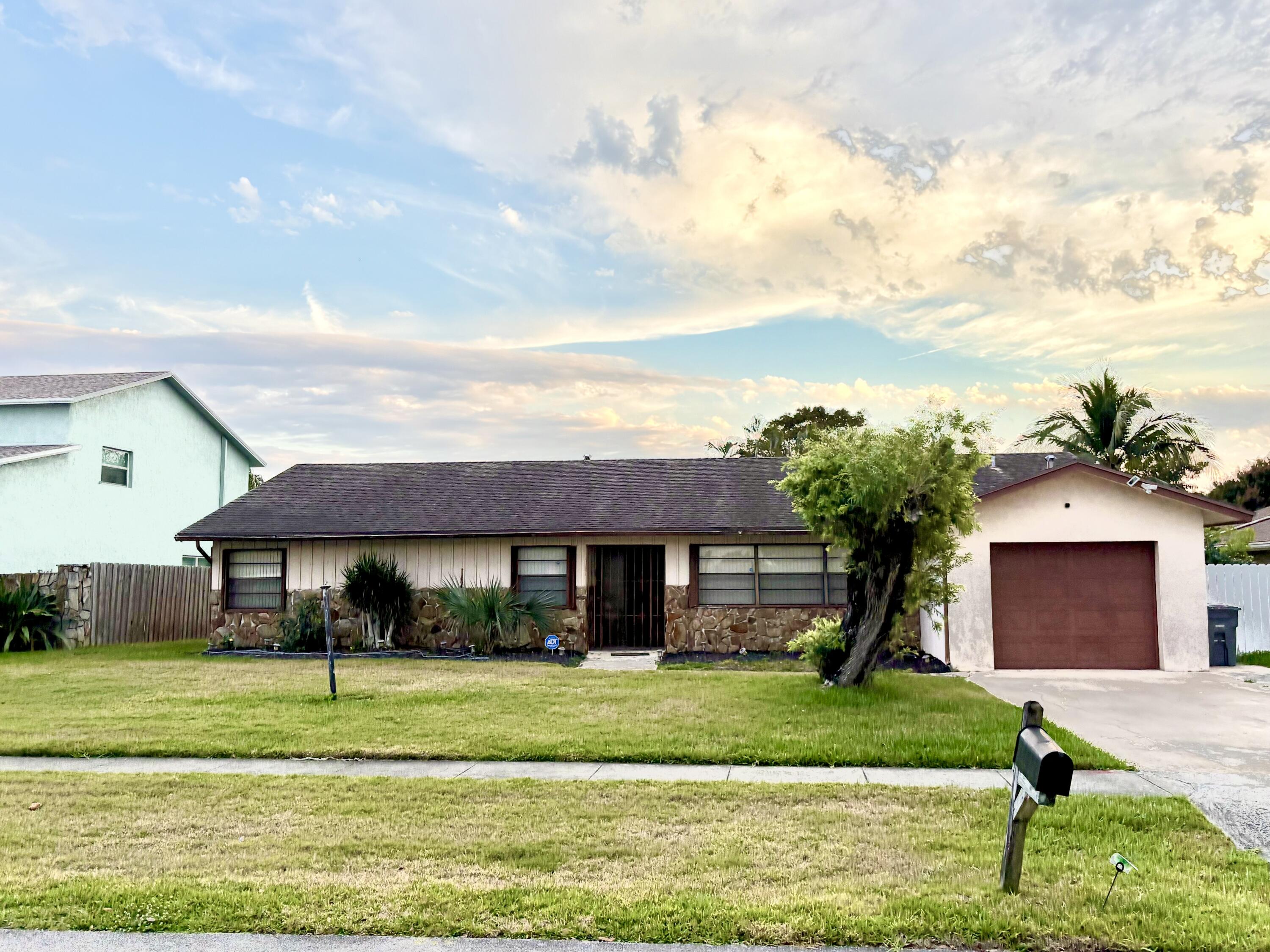 5150 Little Beth Drive, Boynton Beach, Palm Beach County, Florida - 3 Bedrooms  
2 Bathrooms - 