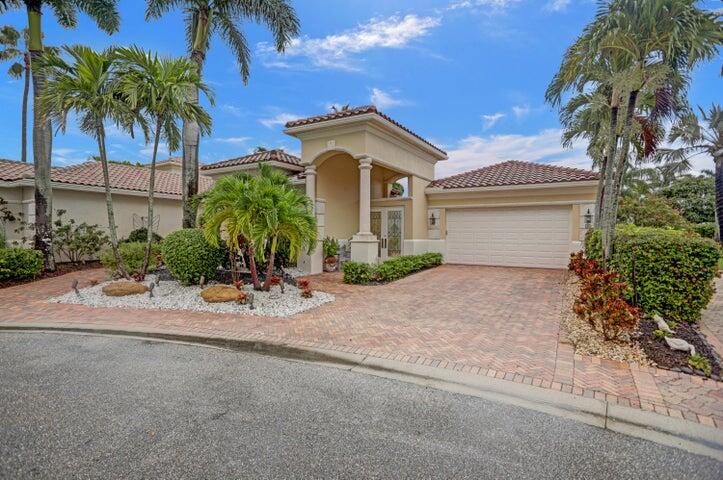 Property for Sale at 31 Island Drive, Boynton Beach, Palm Beach County, Florida - Bedrooms: 4 
Bathrooms: 4  - $1,499,000
