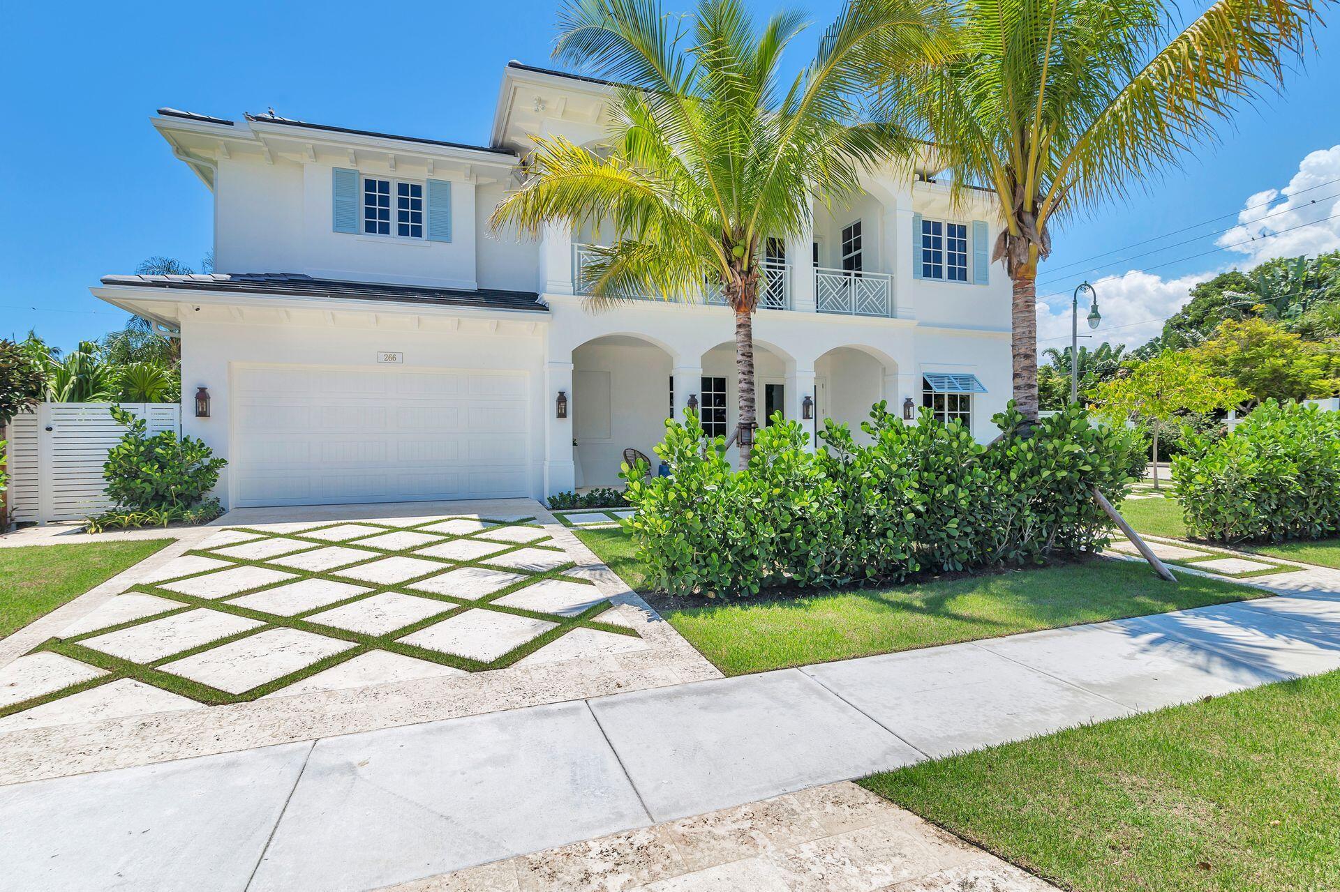 266 Alhambra Place, West Palm Beach, Palm Beach County, Florida - 5 Bedrooms  
5.5 Bathrooms - 