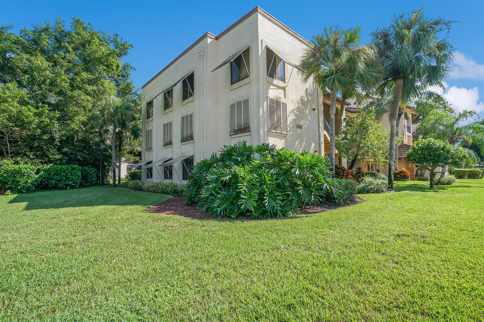 10174 Mangrove Drive 101, Boynton Beach, Palm Beach County, Florida - 2 Bedrooms  
2 Bathrooms - 