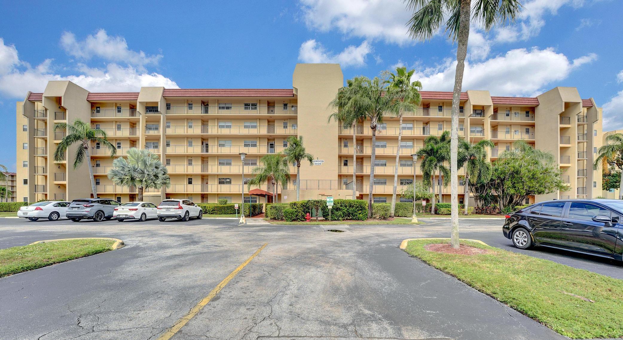 3836 Via Poinciana 608, Lake Worth, Palm Beach County, Florida - 2 Bedrooms  
2 Bathrooms - 