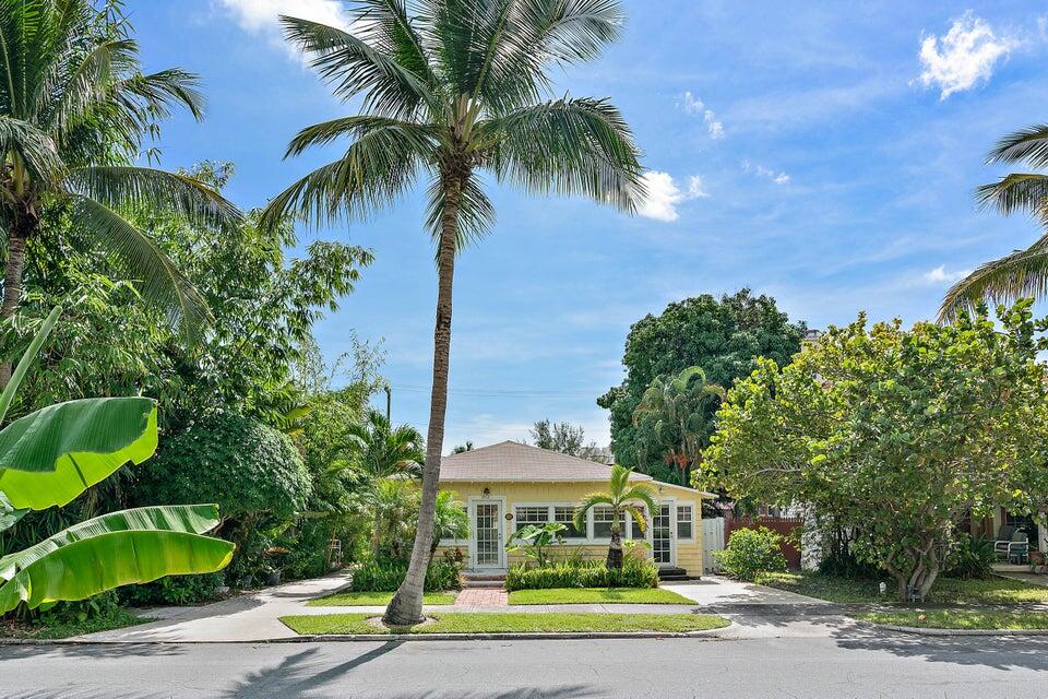 1512 Florida Avenue A/B, West Palm Beach, Palm Beach County, Florida - 4 Bedrooms  
2 Bathrooms - 