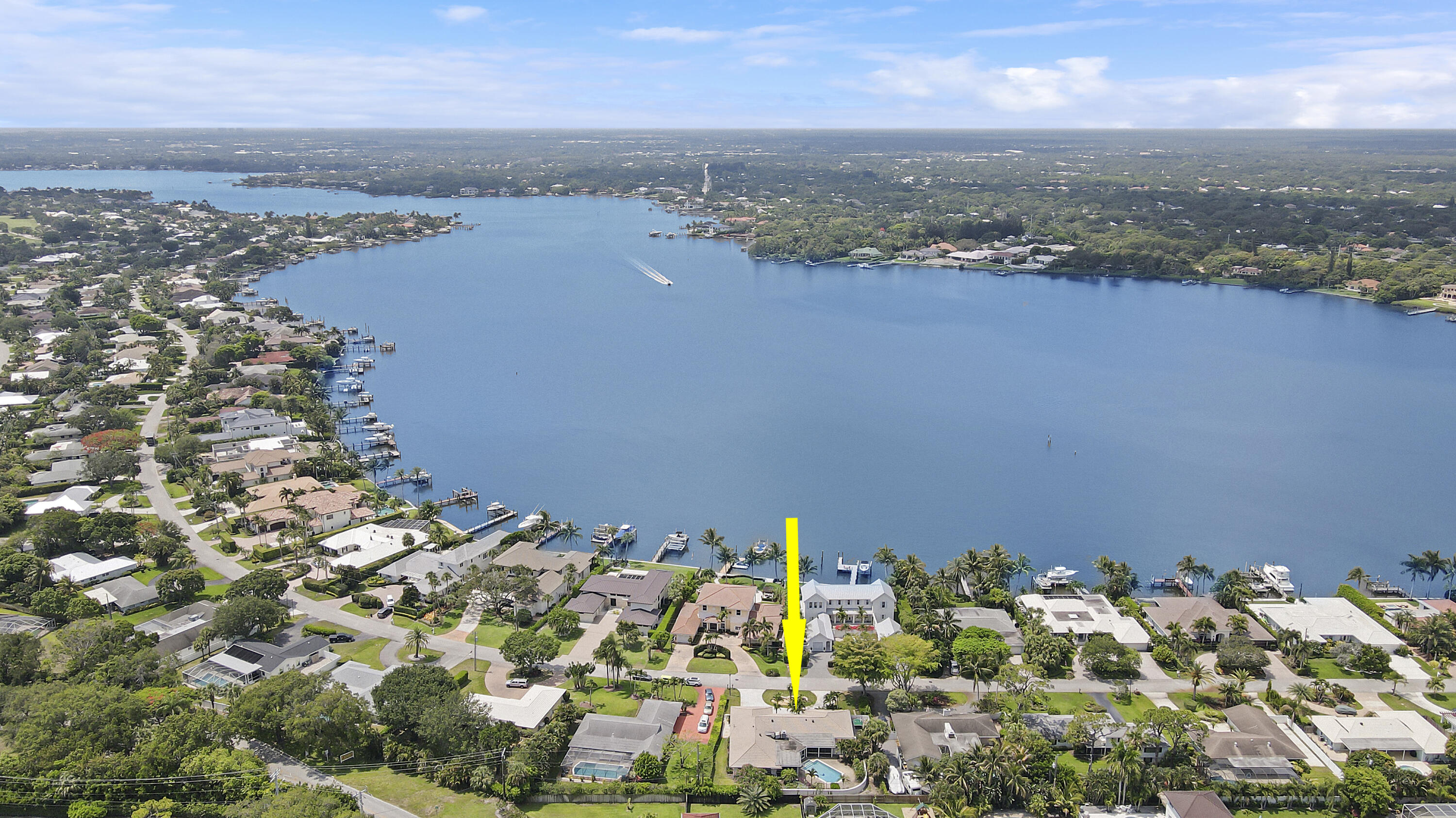 316 River Drive, Tequesta, Palm Beach County, Florida - 4 Bedrooms  
2 Bathrooms - 