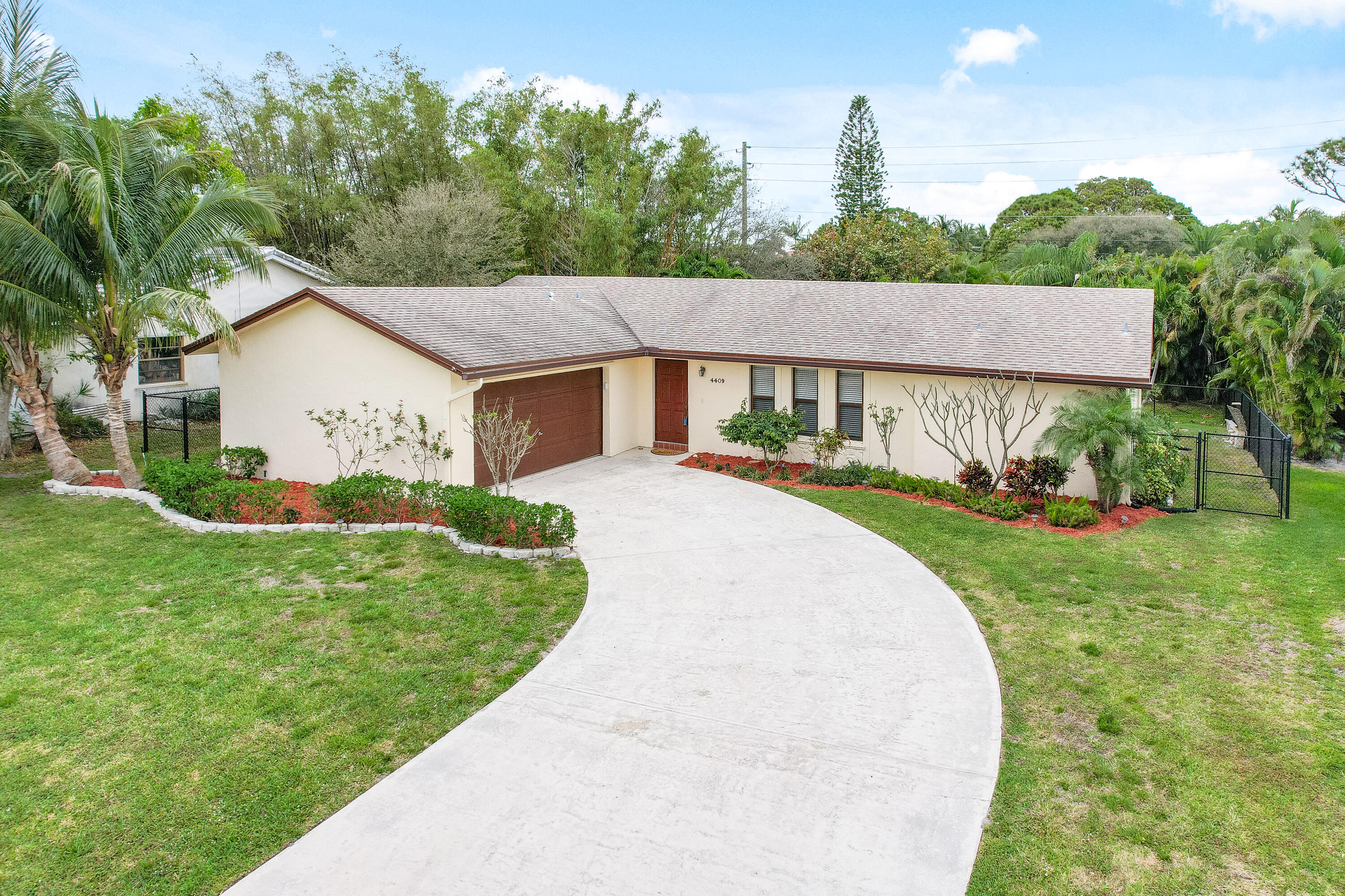 4409 Colette Drive, Jupiter, Palm Beach County, Florida - 3 Bedrooms  
2 Bathrooms - 