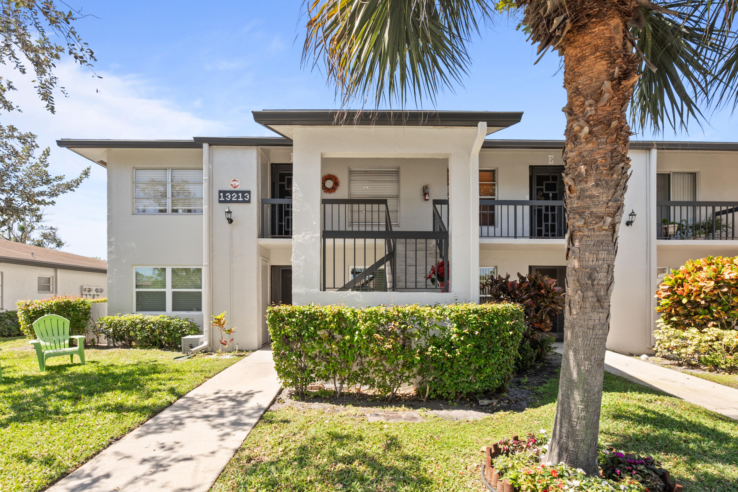 Property for Sale at 13213 Lucinda Palm Court D, Delray Beach, Palm Beach County, Florida - Bedrooms: 2 
Bathrooms: 2  - $299,000