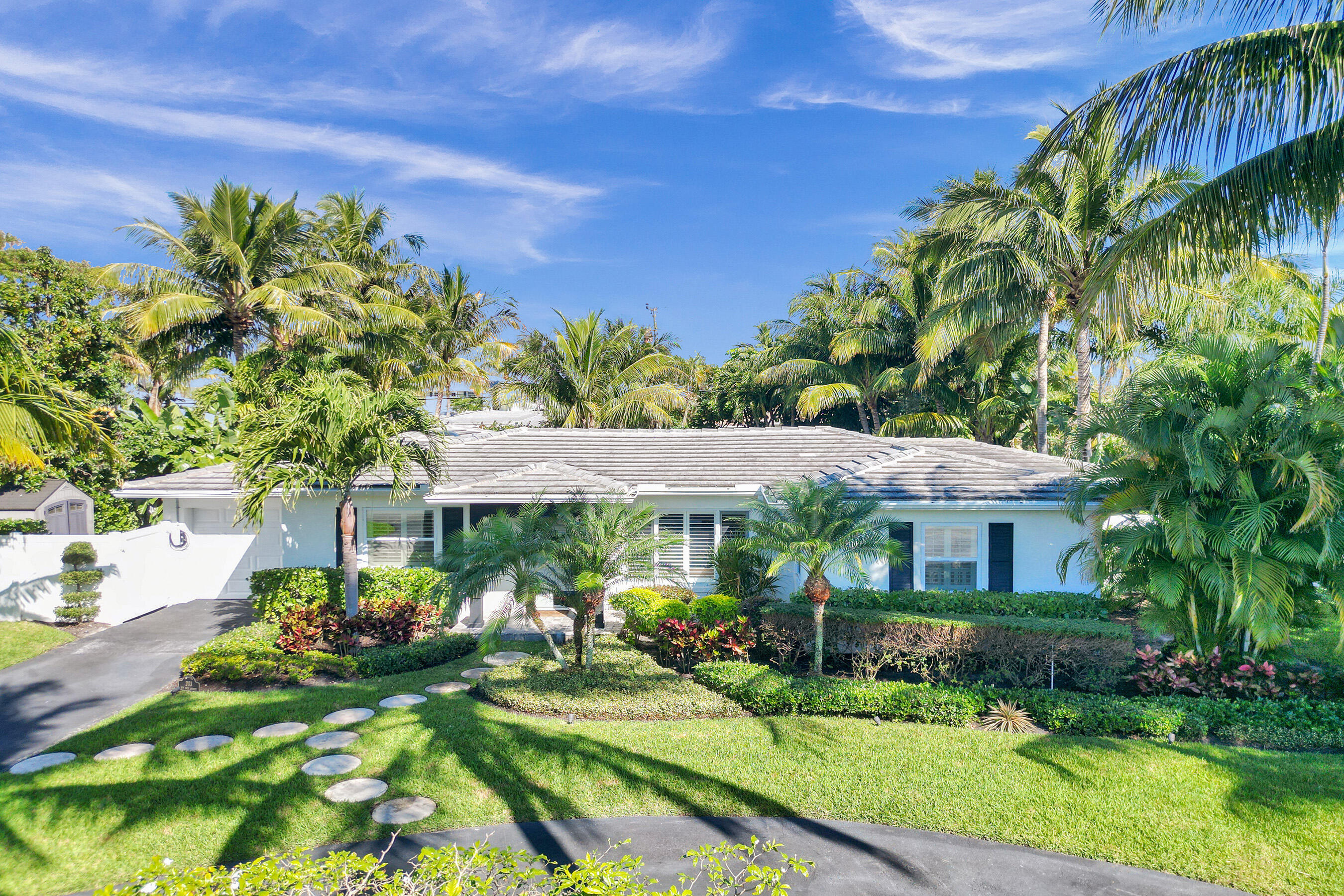 203 Nw 15th Street, Delray Beach, Palm Beach County, Florida - 3 Bedrooms  
2 Bathrooms - 