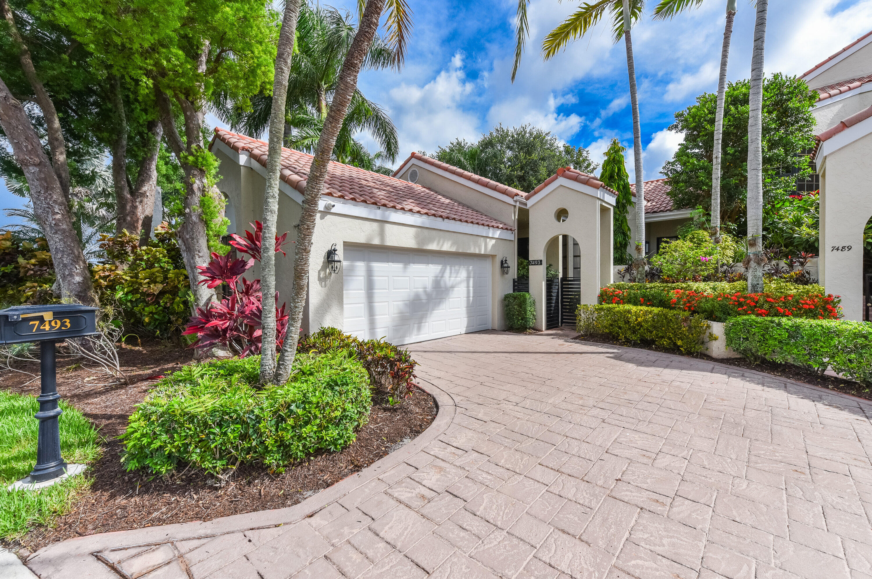 Property for Sale at 7493 Campo Florido D, Boca Raton, Palm Beach County, Florida - Bedrooms: 2 
Bathrooms: 2  - $829,000