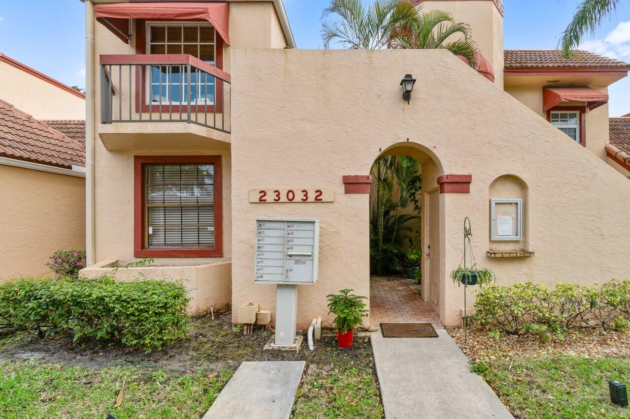 Property for Sale at 23032 Island View D, Boca Raton, Palm Beach County, Florida - Bedrooms: 3 
Bathrooms: 2  - $420,000