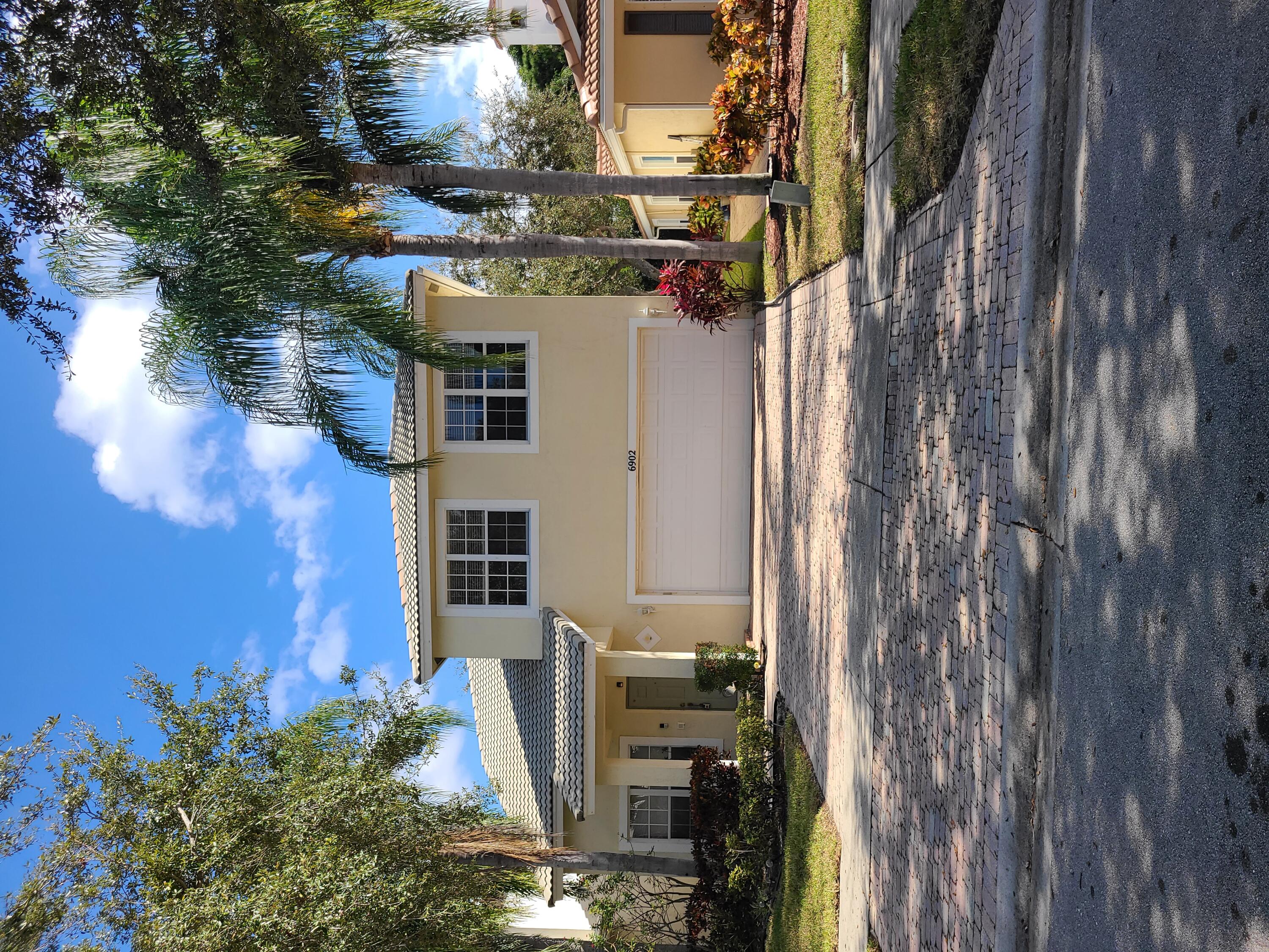 Property for Sale at 6902 Lantern Key Drive, Lake Worth, Palm Beach County, Florida - Bedrooms: 3 
Bathrooms: 2.5  - $590,000