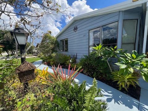 Photo of 2842 SW Toronado Trail, Stuart, FL 34997 (MLS # RX-11125514)