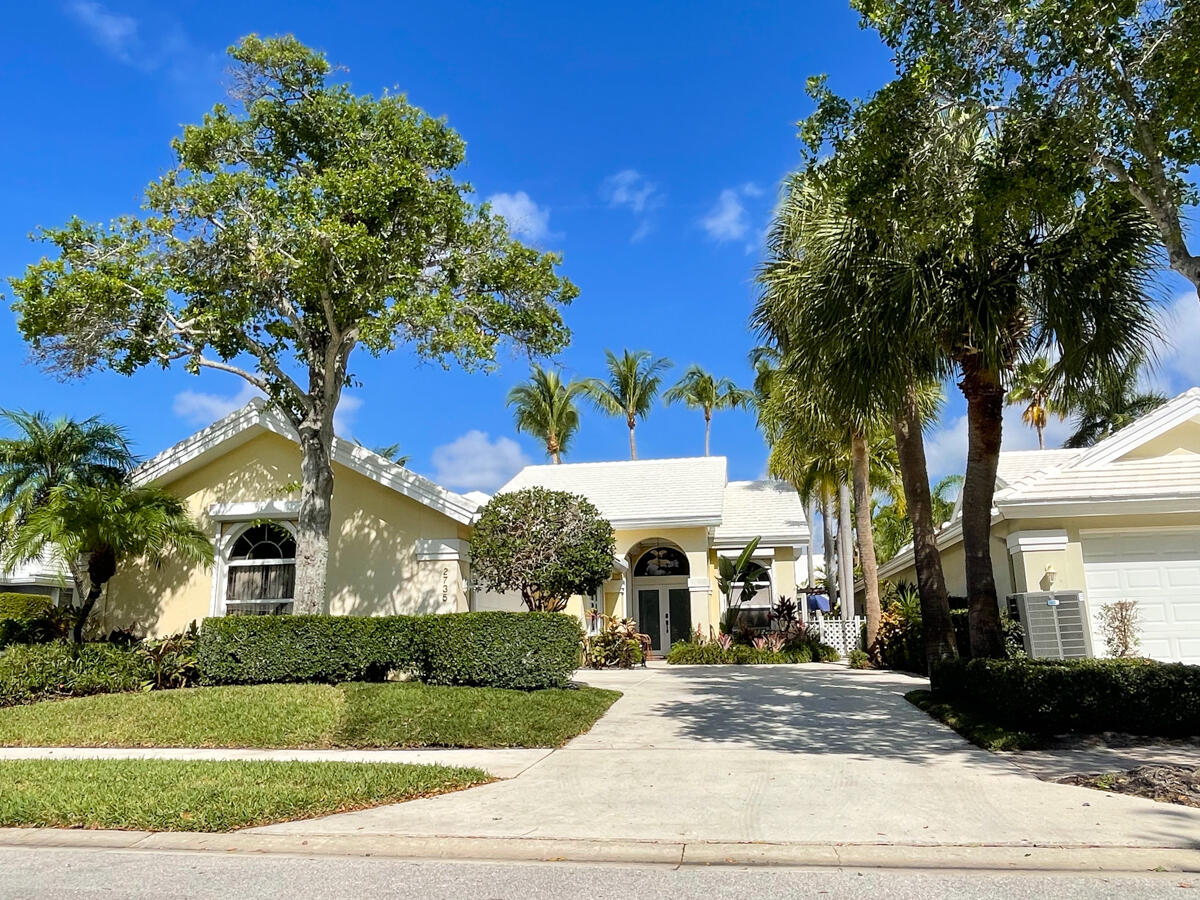 Property for Sale at 2735 Meadowlark Lane, West Palm Beach, Palm Beach County, Florida - Bedrooms: 3 
Bathrooms: 2  - $725,000