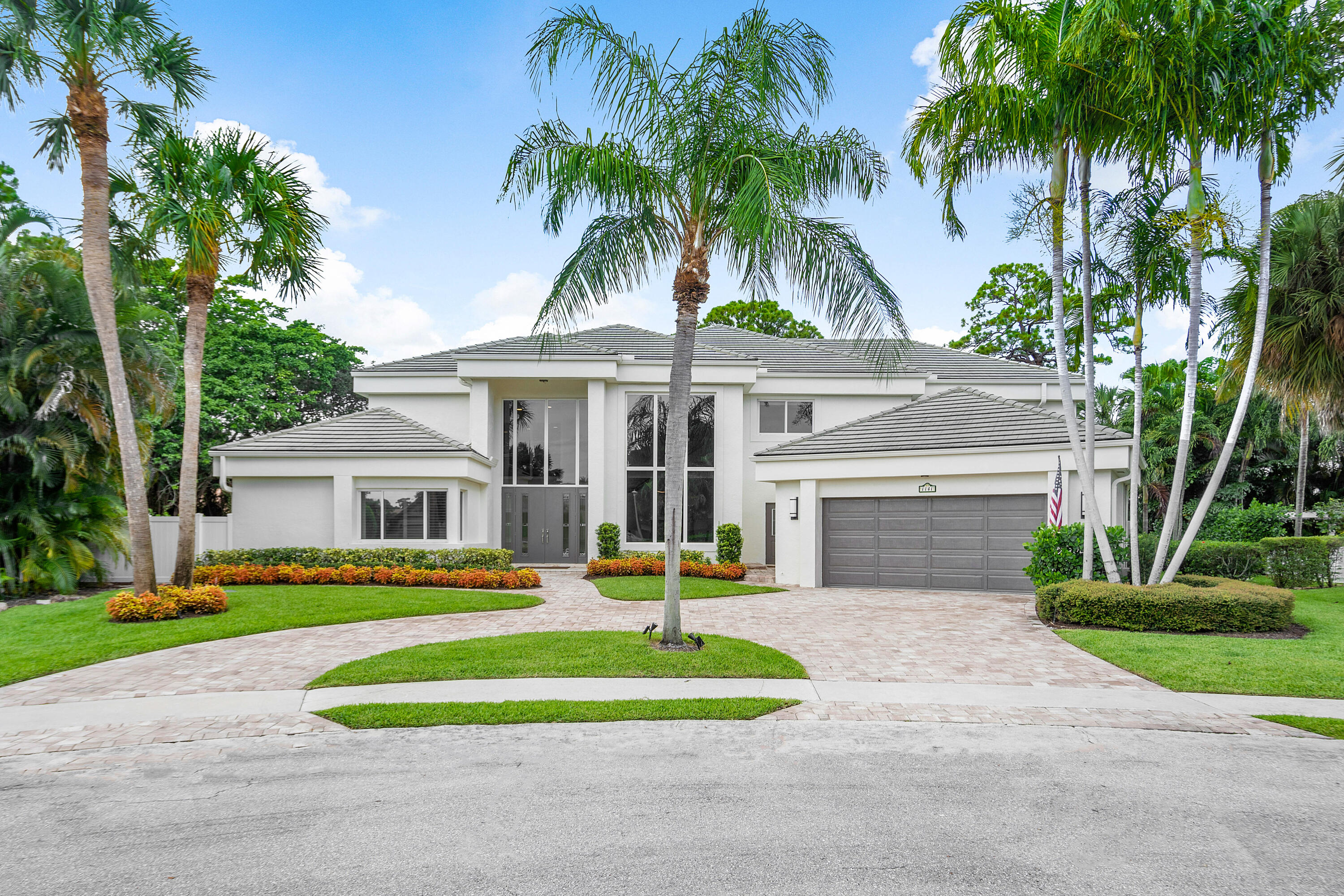 Property for Sale at 1141 Sw 19th Avenue, Boca Raton, Palm Beach County, Florida - Bedrooms: 5 
Bathrooms: 4  - $2,500,000