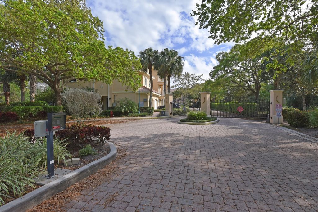 Photo of 12787 SE Old Cypress Drive, Hobe Sound, FL 33455 (MLS # RX-11112407)